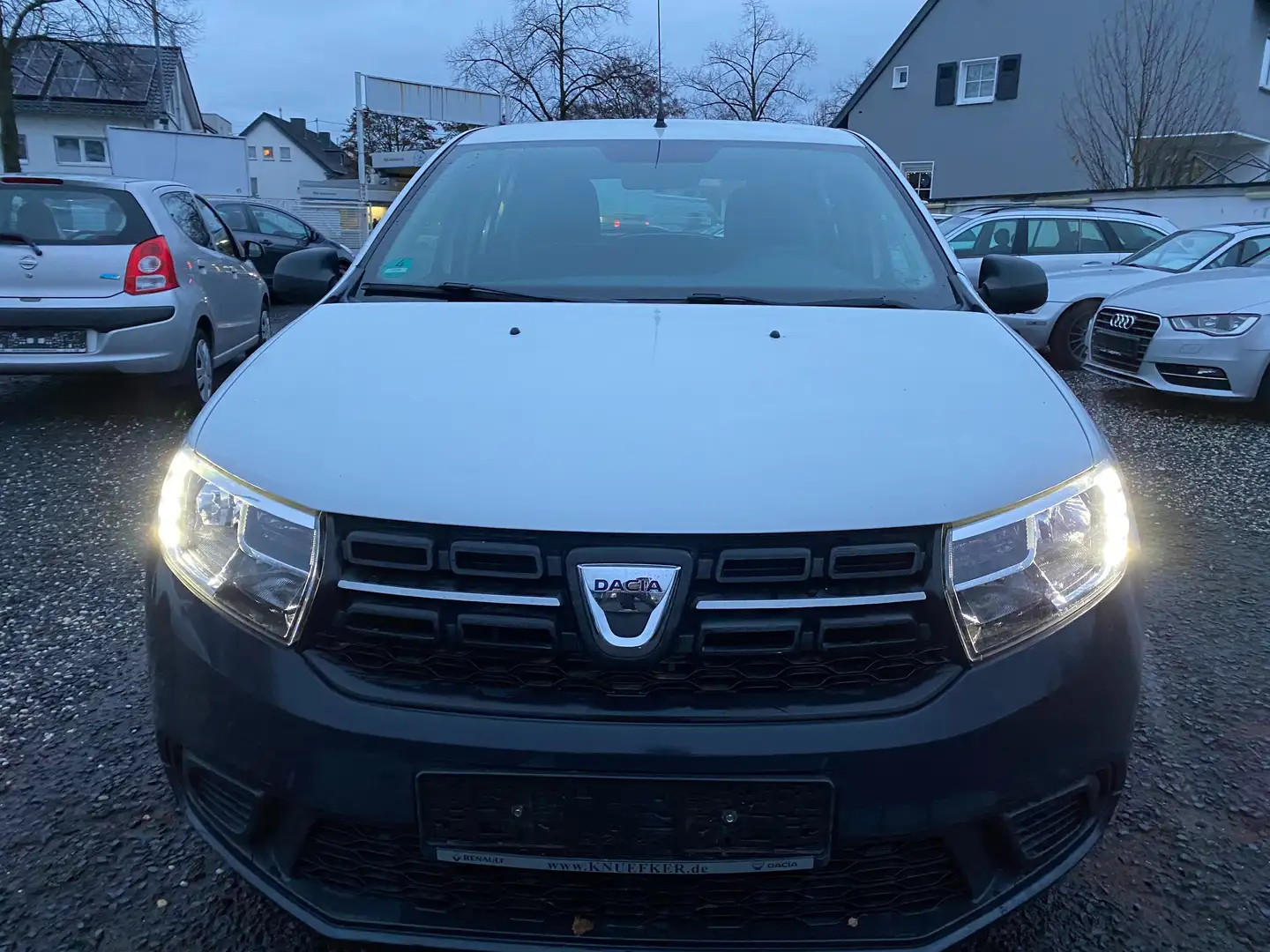Dacia Sandero Essentiel Weiß - 2