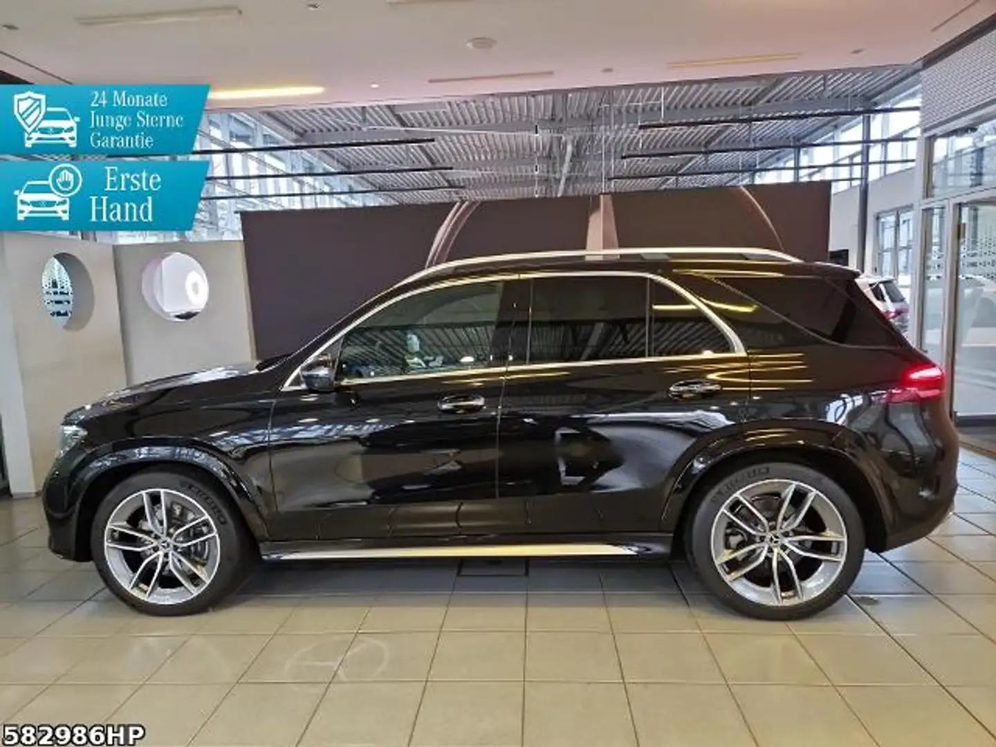 Mercedes-Benz GLE 450 d 4M AMG  AHK PanoSD*Kamera 360* Head up Negru - 2