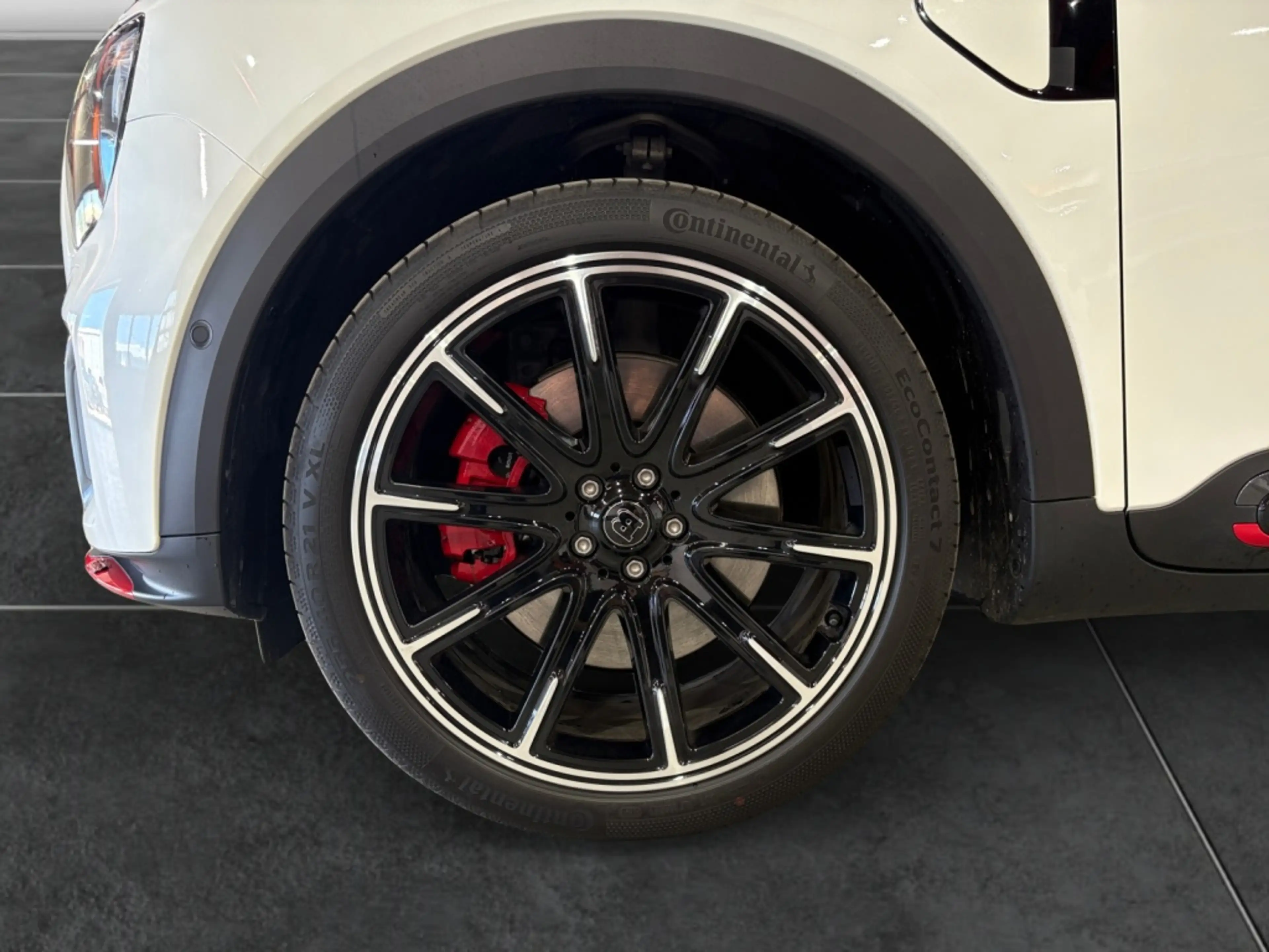 smart #5 Brabus AWD (100kW) 22KW|SHZ|360°|DISTR|HUD — photo 15