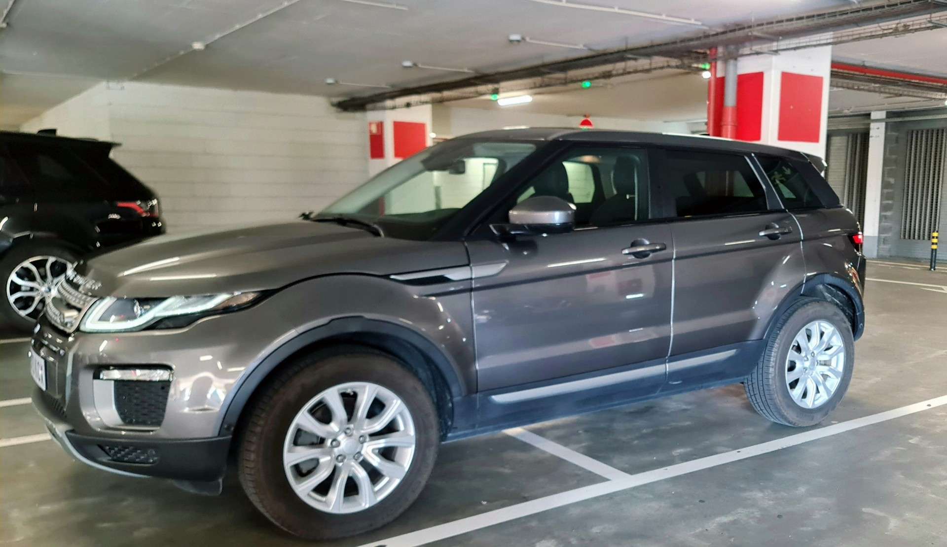 Land Rover Range Rover Evoque 2.0TD4 SE 4WD Aut. 150 - foto 1