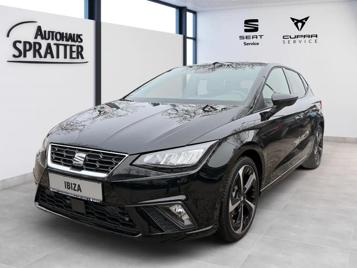 SEAT Ibiza 1.5 TSI ACT DSG FR NAVI ACC Pano Kamera Zwart - 1