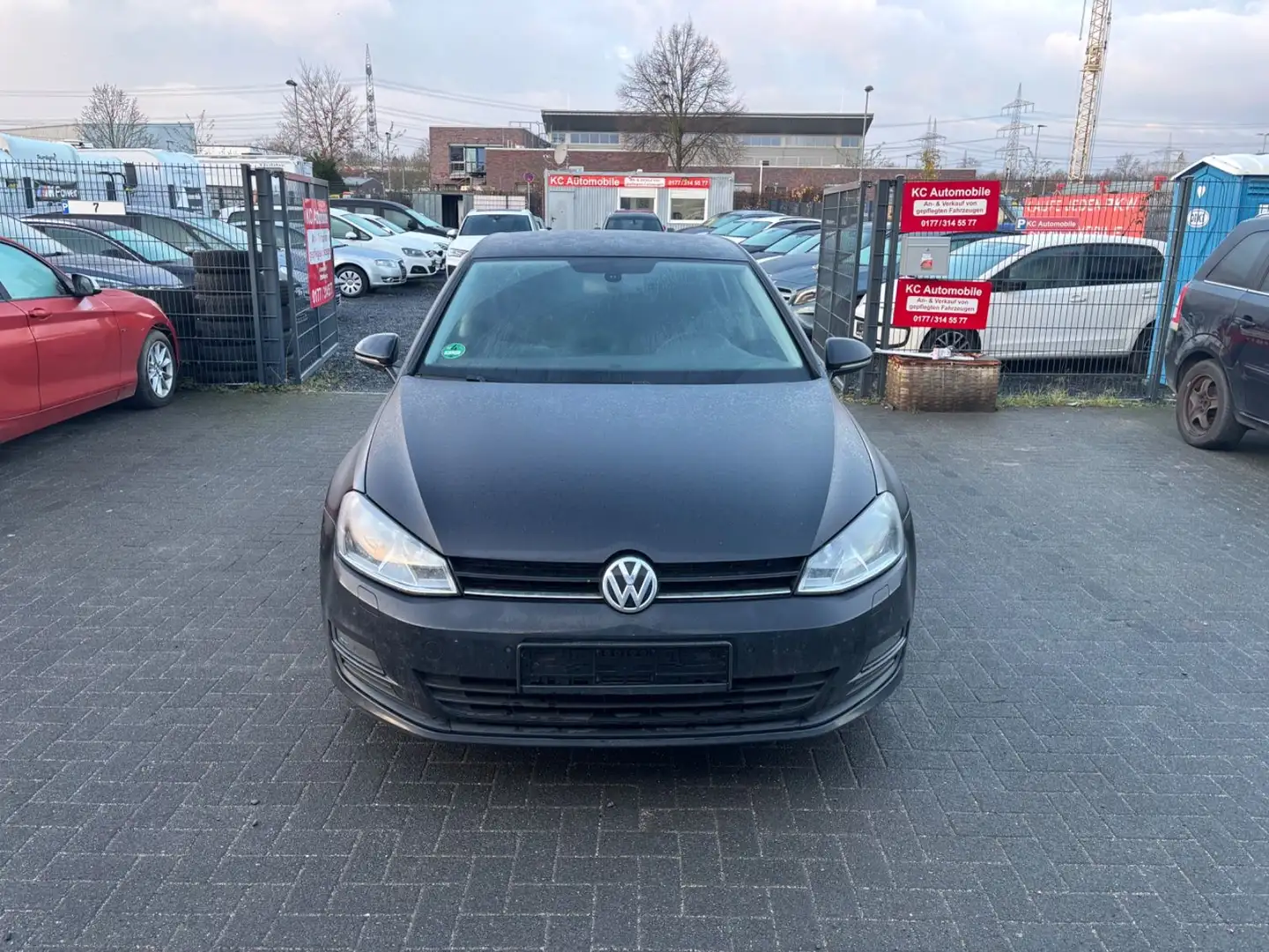 Volkswagen Golf VII Lim. Comfortline BMT*TÜV NEU* Schwarz - 2