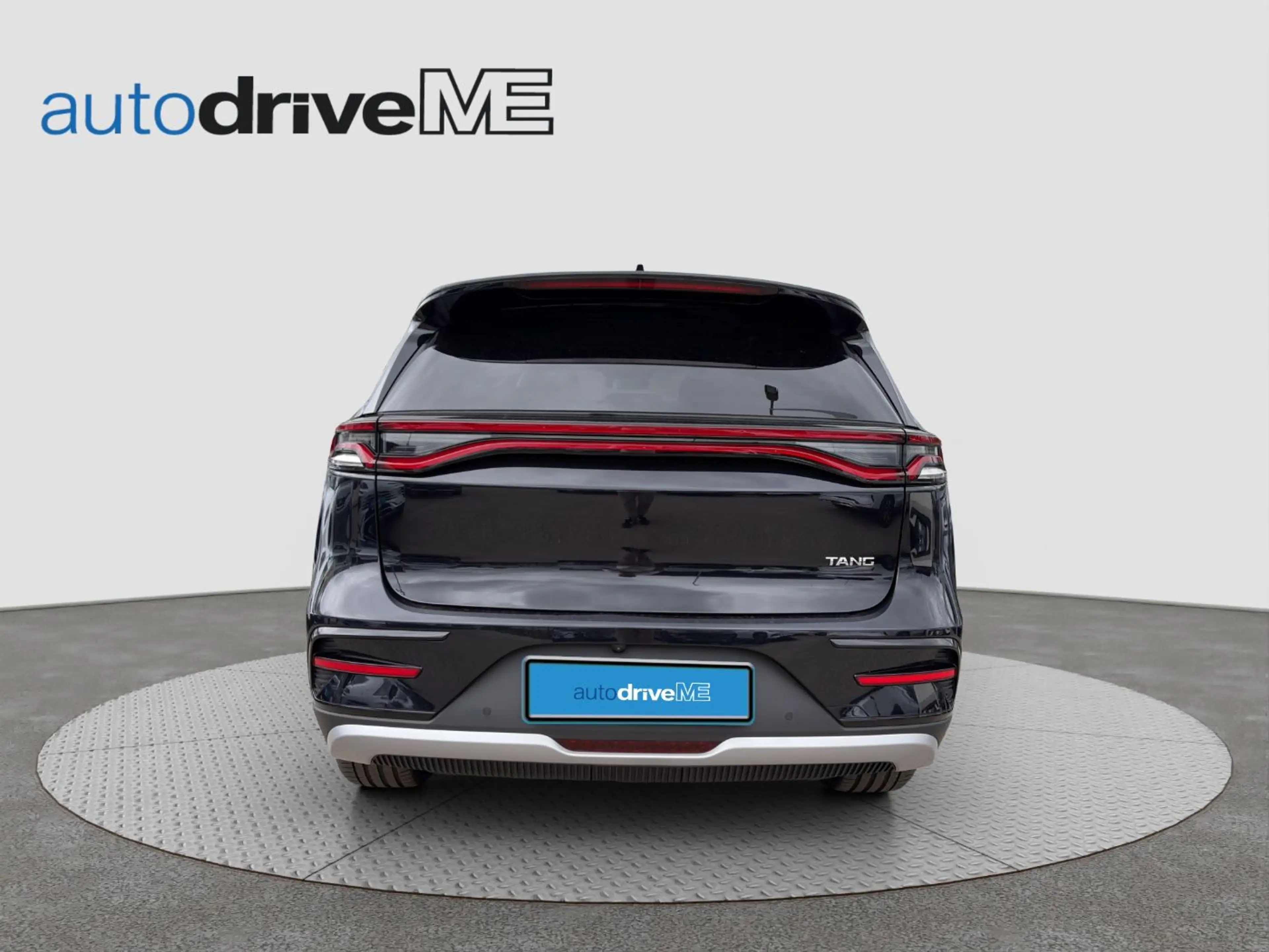 BYD Tang Flagship — photo 5