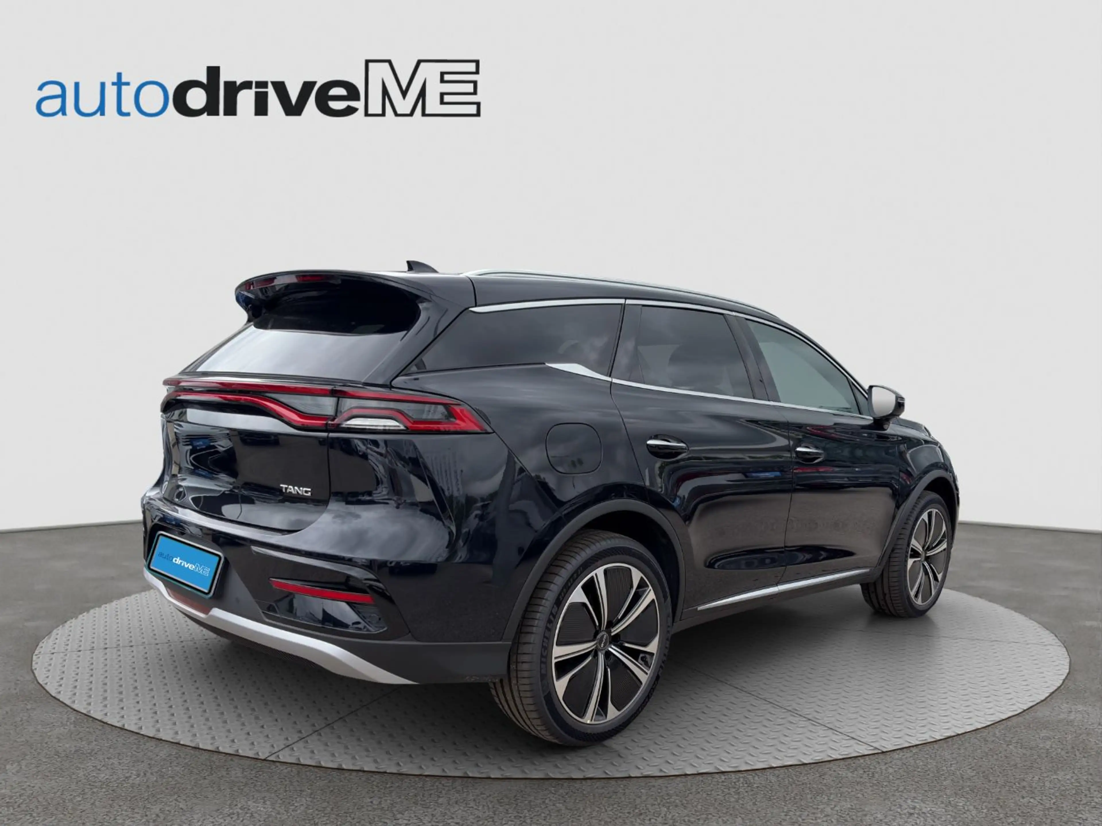 BYD Tang Flagship — photo 6