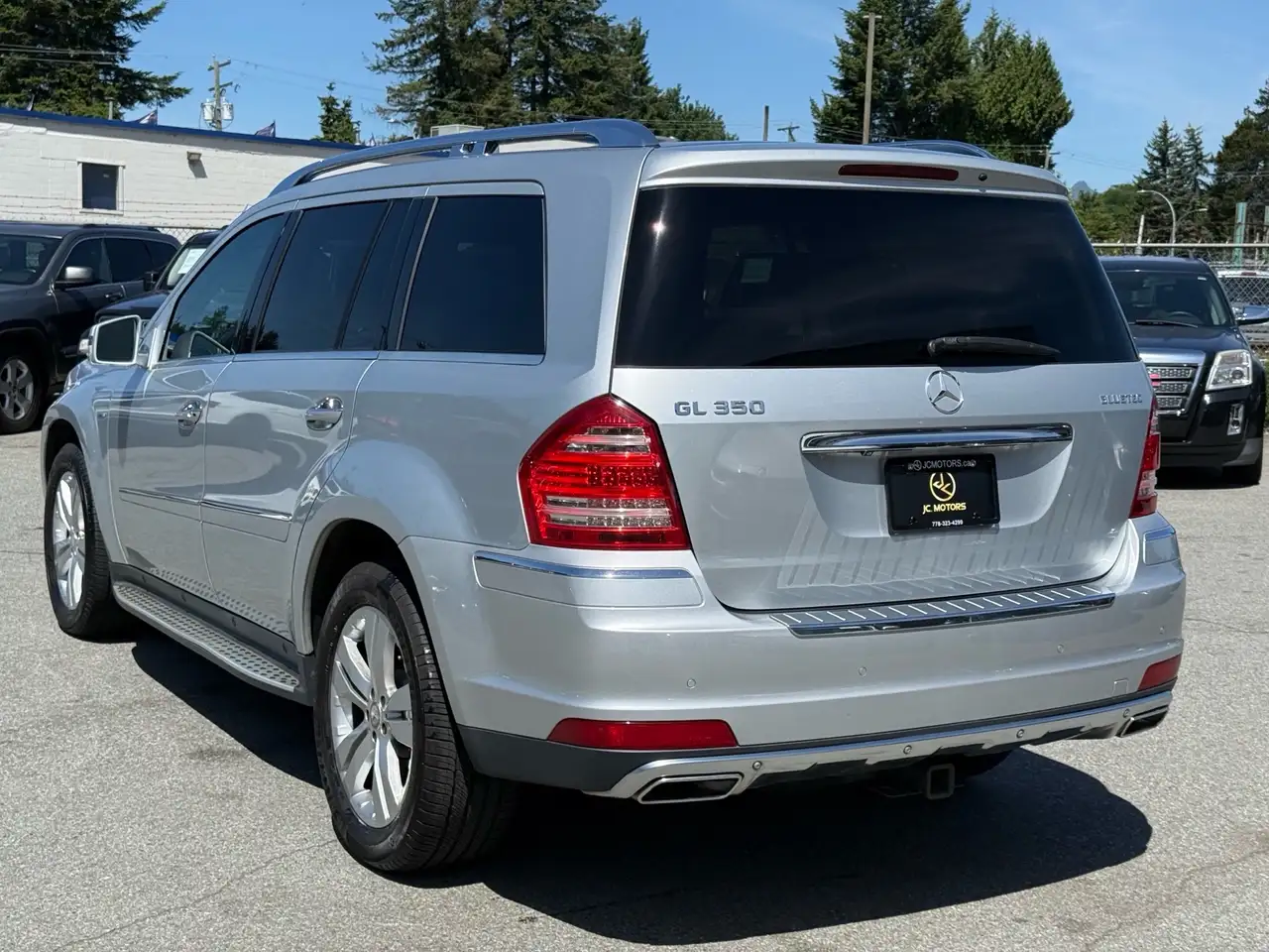 Mercedes-Benz GL-Class photo Mercedes-Benz GL-Class