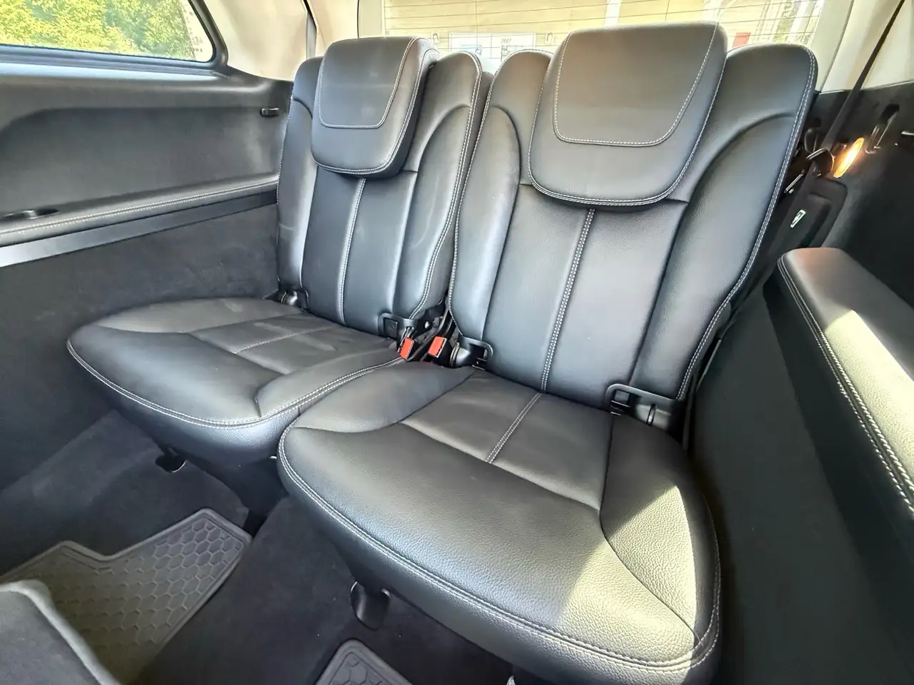 Mercedes-Benz GL-Class photo Mercedes-Benz GL-Class