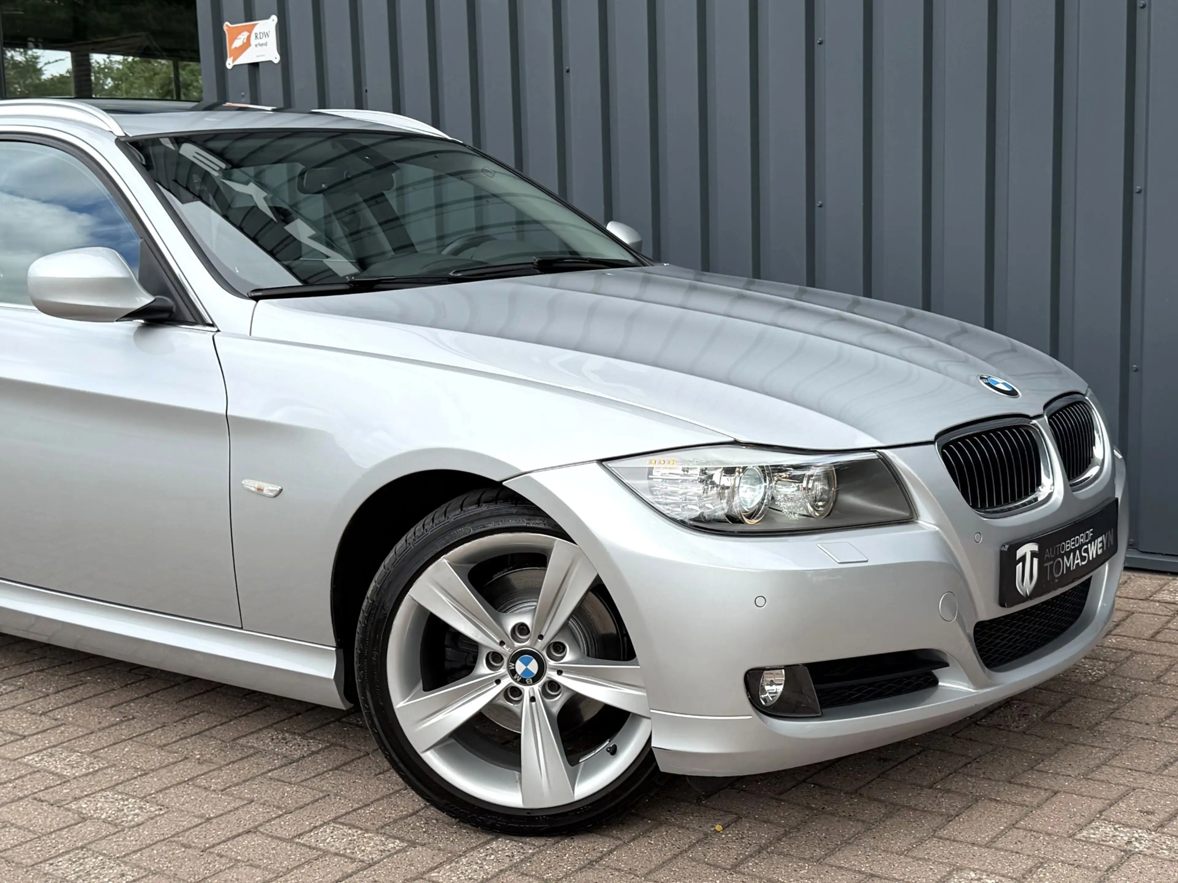 BMW 325 3-serie Touring 325i High Executive 69.989 KM!/AUT — photo 17
