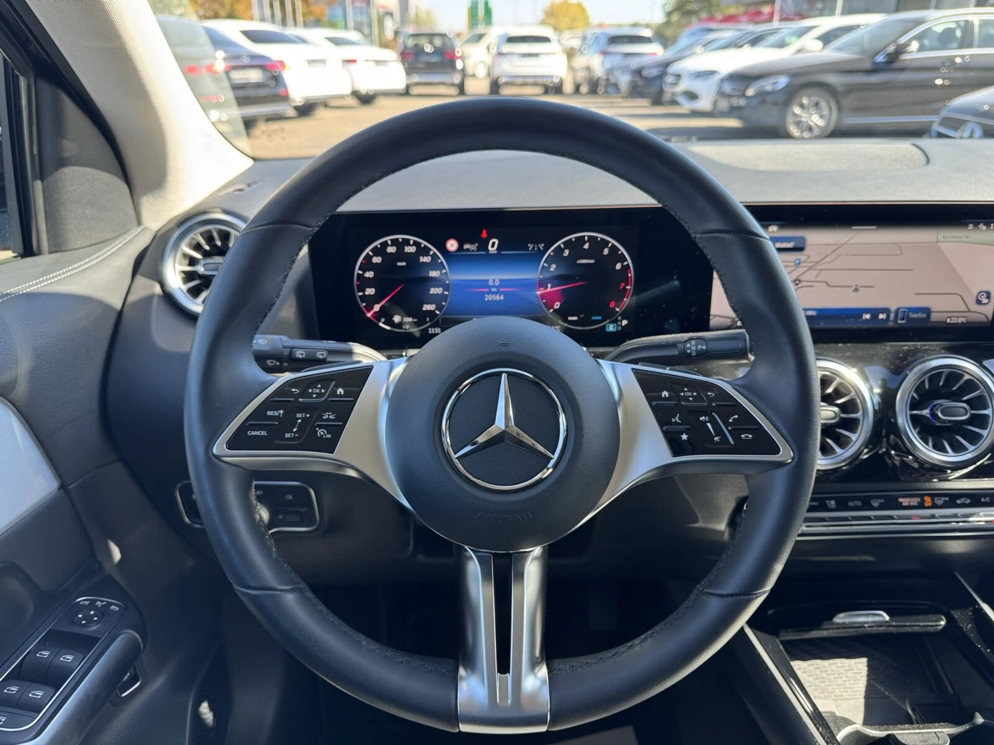 Mercedes-Benz GLA 200 GLA 200 PROGRESSIVE NAVI+LED+KAM+ASSIST+KEYLESS+ — photo 13