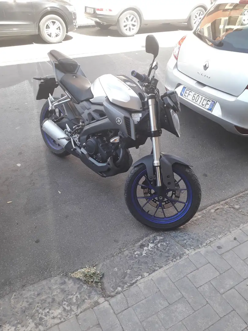 Yamaha MT-125 Argento - 1