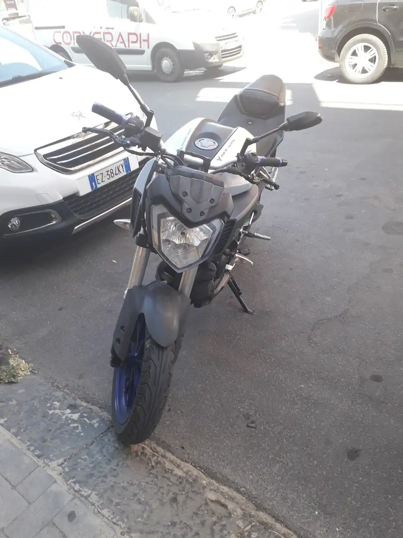 Yamaha MT-125 Argento - 2