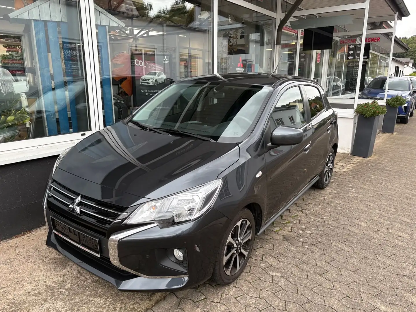 Mitsubishi Space Star 1.2 MIVEC Automatik/Kamera Gris - 1
