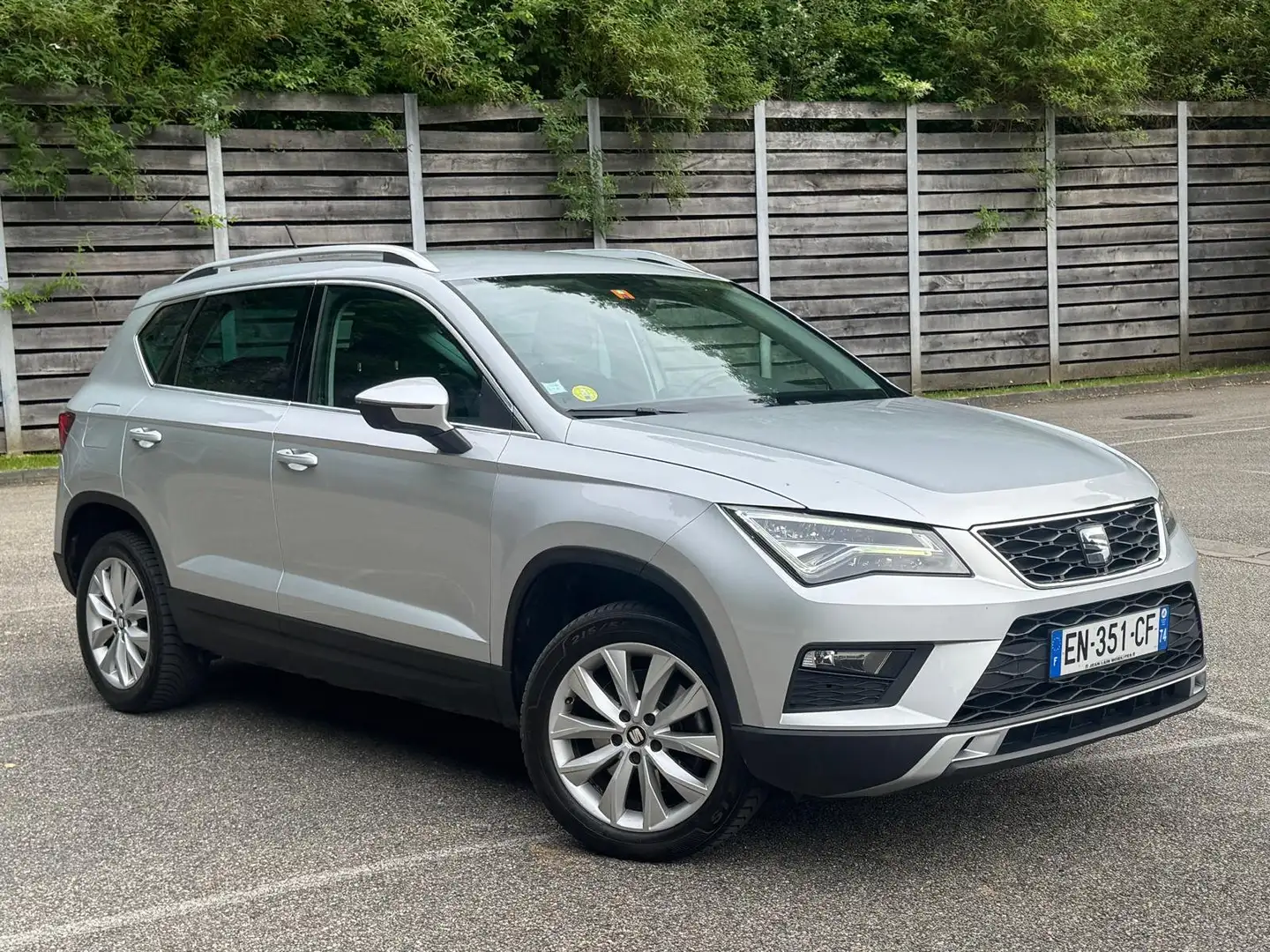 SEAT Ateca 1.6 TDI 115ch Style Gris - 1