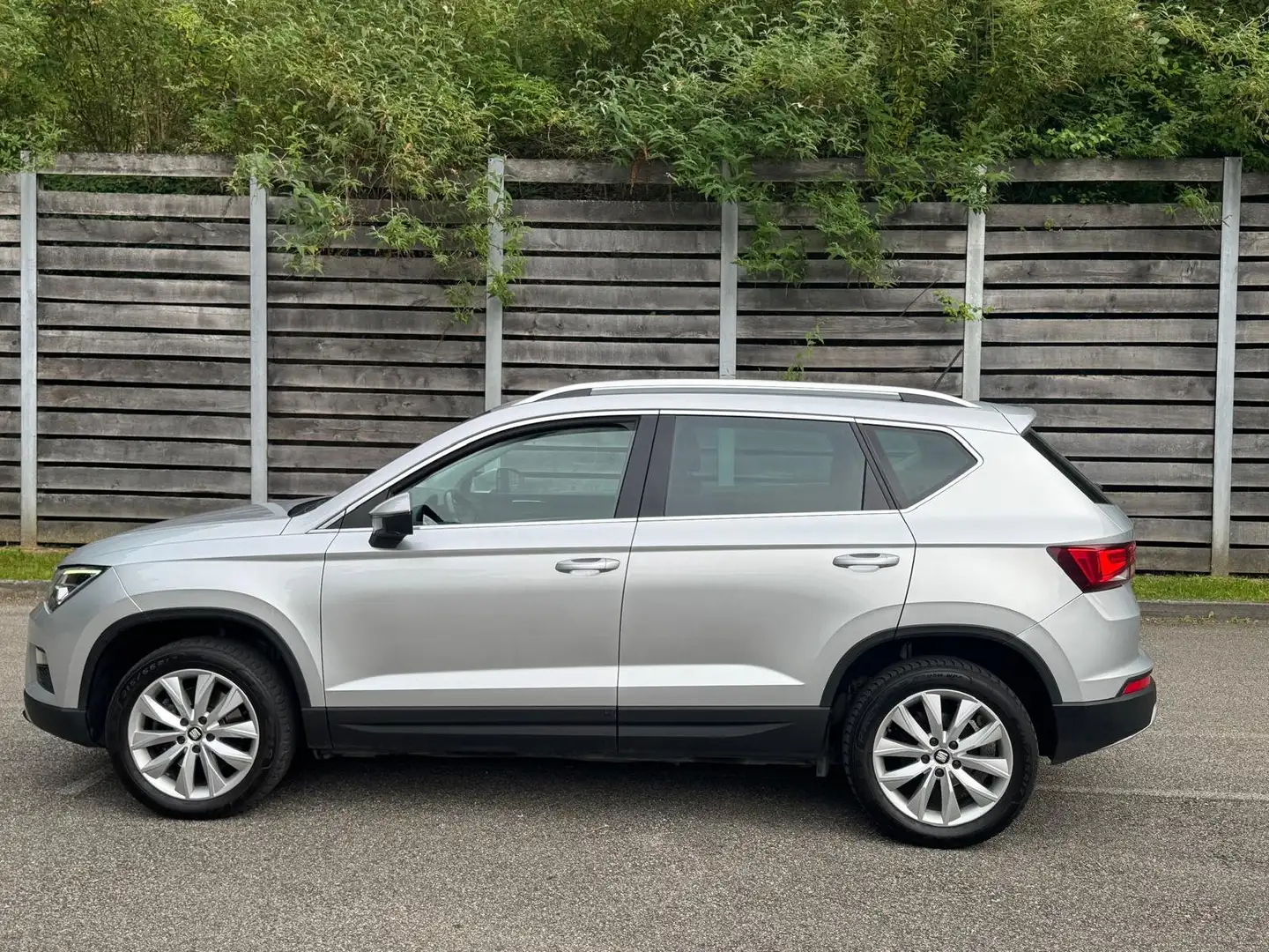 SEAT Ateca 1.6 TDI 115ch Style Gris - 2
