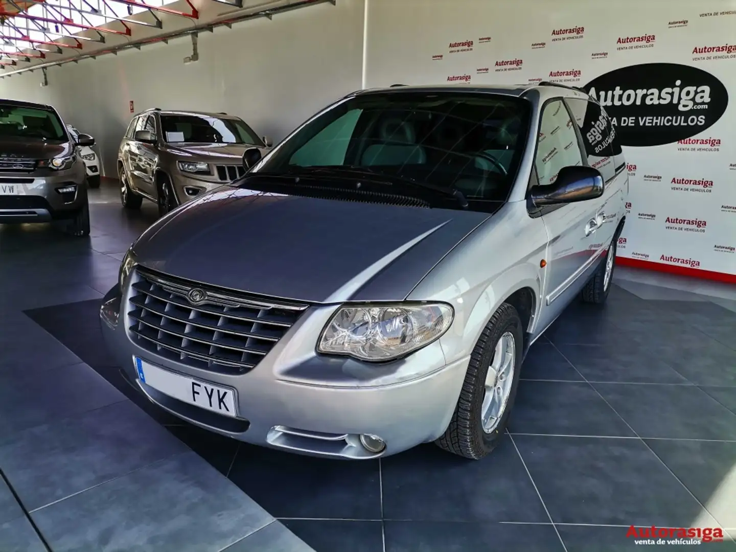 Chrysler Voyager Grand 2.5CRD SE Beige - 2
