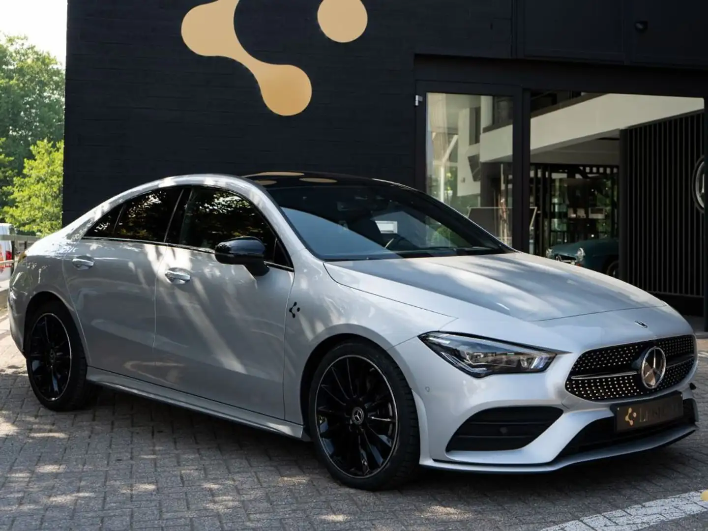 Mercedes-Benz CLA 200 CLA 200 d AMG Line Zilver - 1