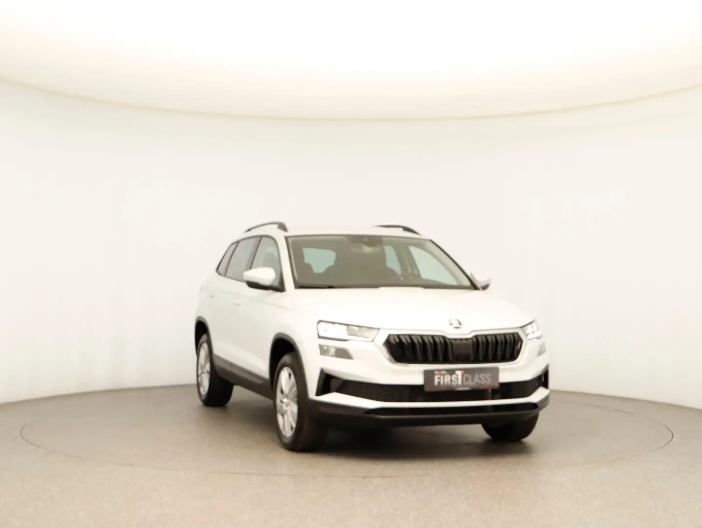 Skoda Karoq Selection TSI DSG ACT Weiß - 2