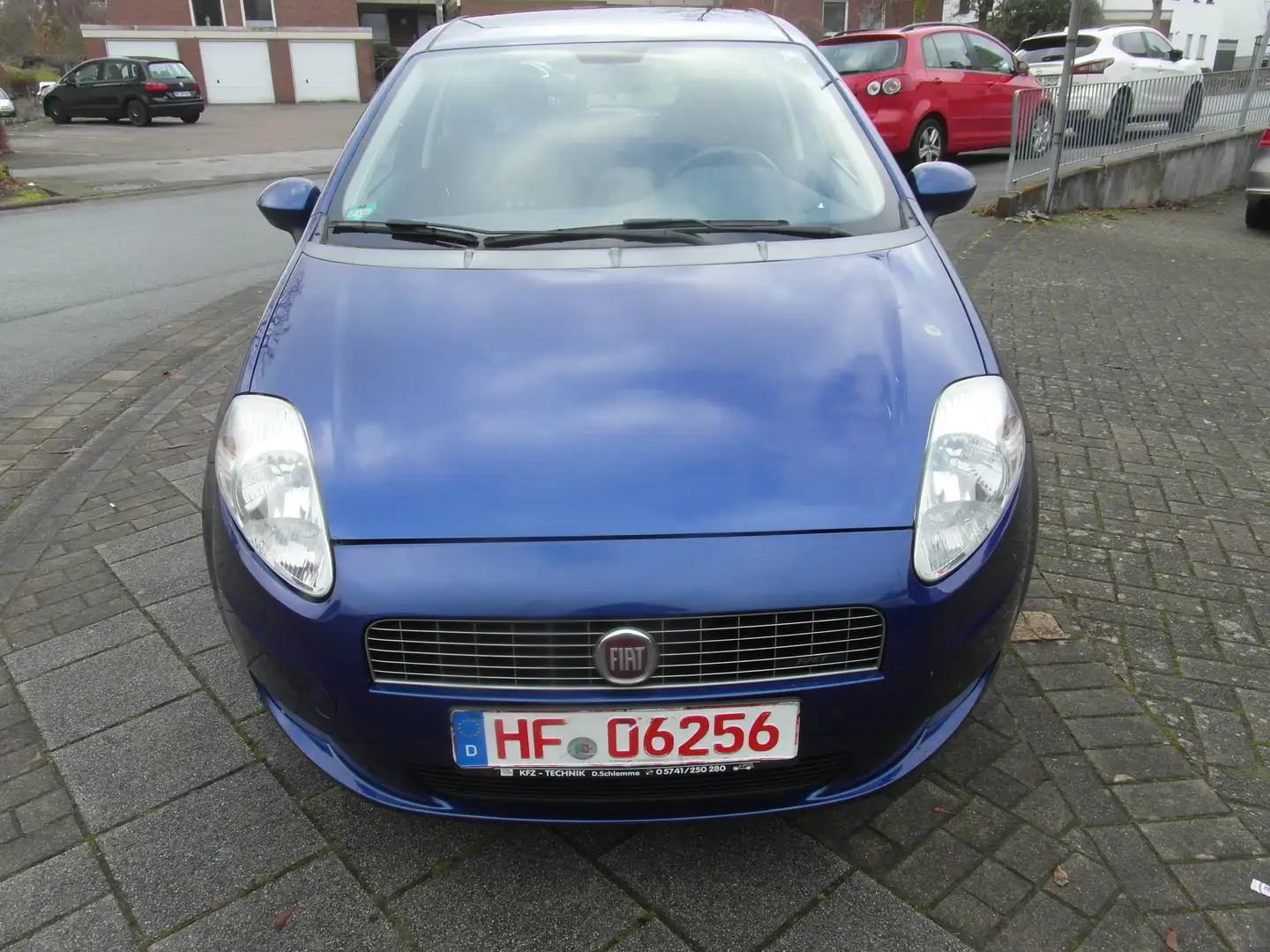 Fiat Grande Punto Grande Punto  5-Türer 1.4 T-Jet 16V Racing Blau - 1