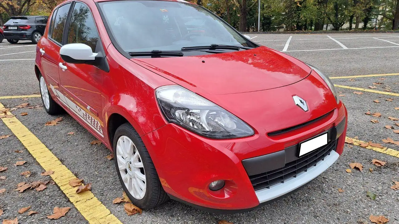 Renault Clio Citadine 3 portes — photo 2