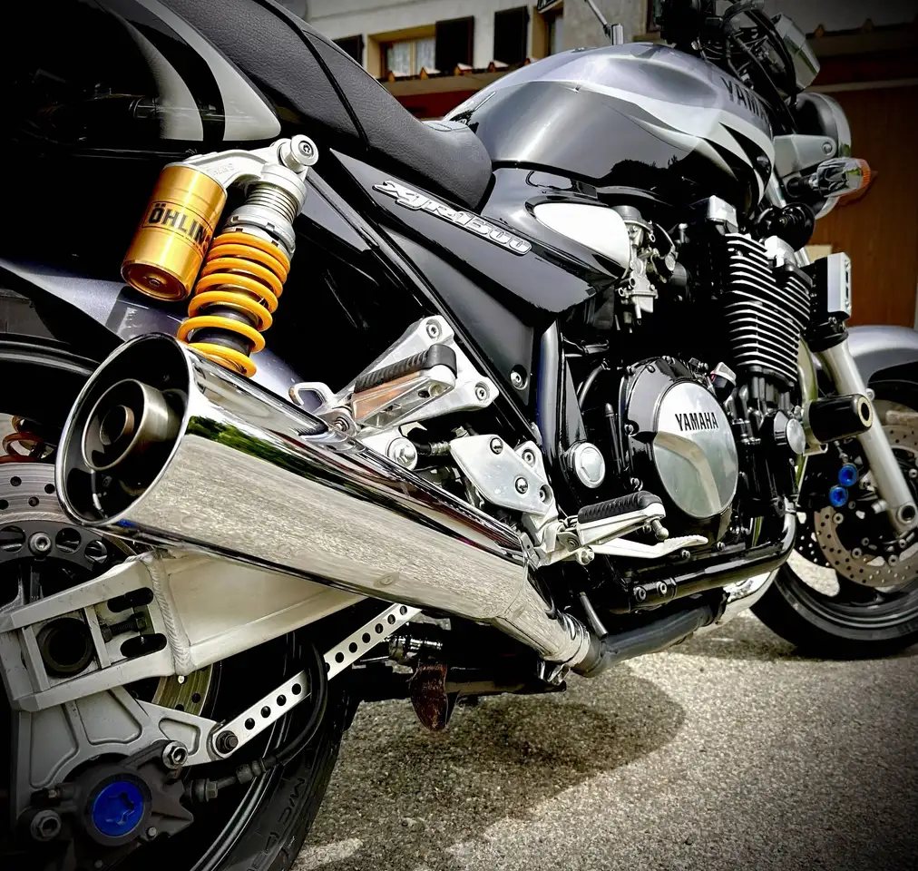 Yamaha XJR 1300
