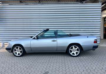 300 CE-24 Cabriolet SPORTLINE Automatik Leder Klima