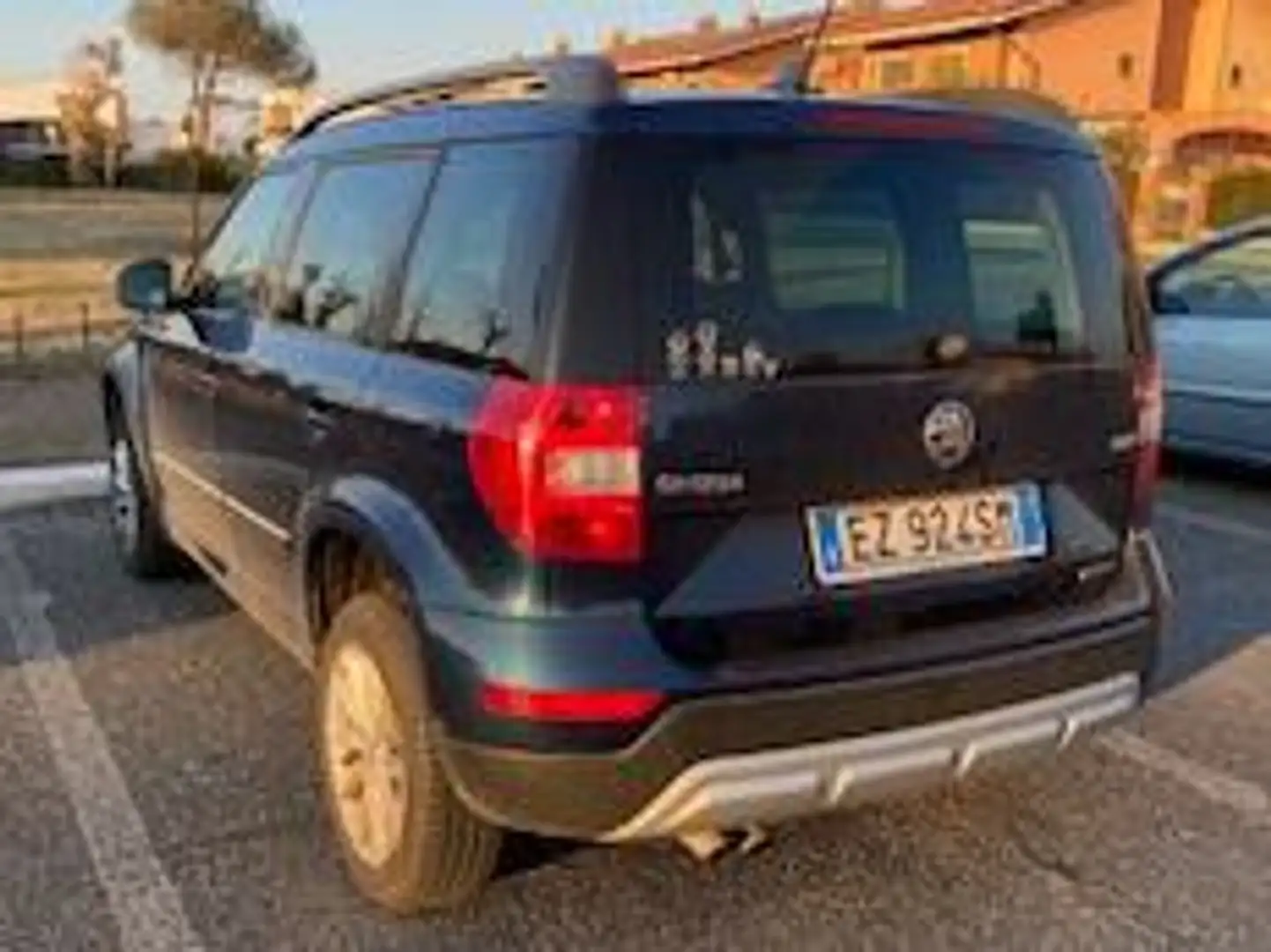 Skoda Yeti Yeti 2014 1.6 tdi Easy GreenLine Blu/Azzurro - 2