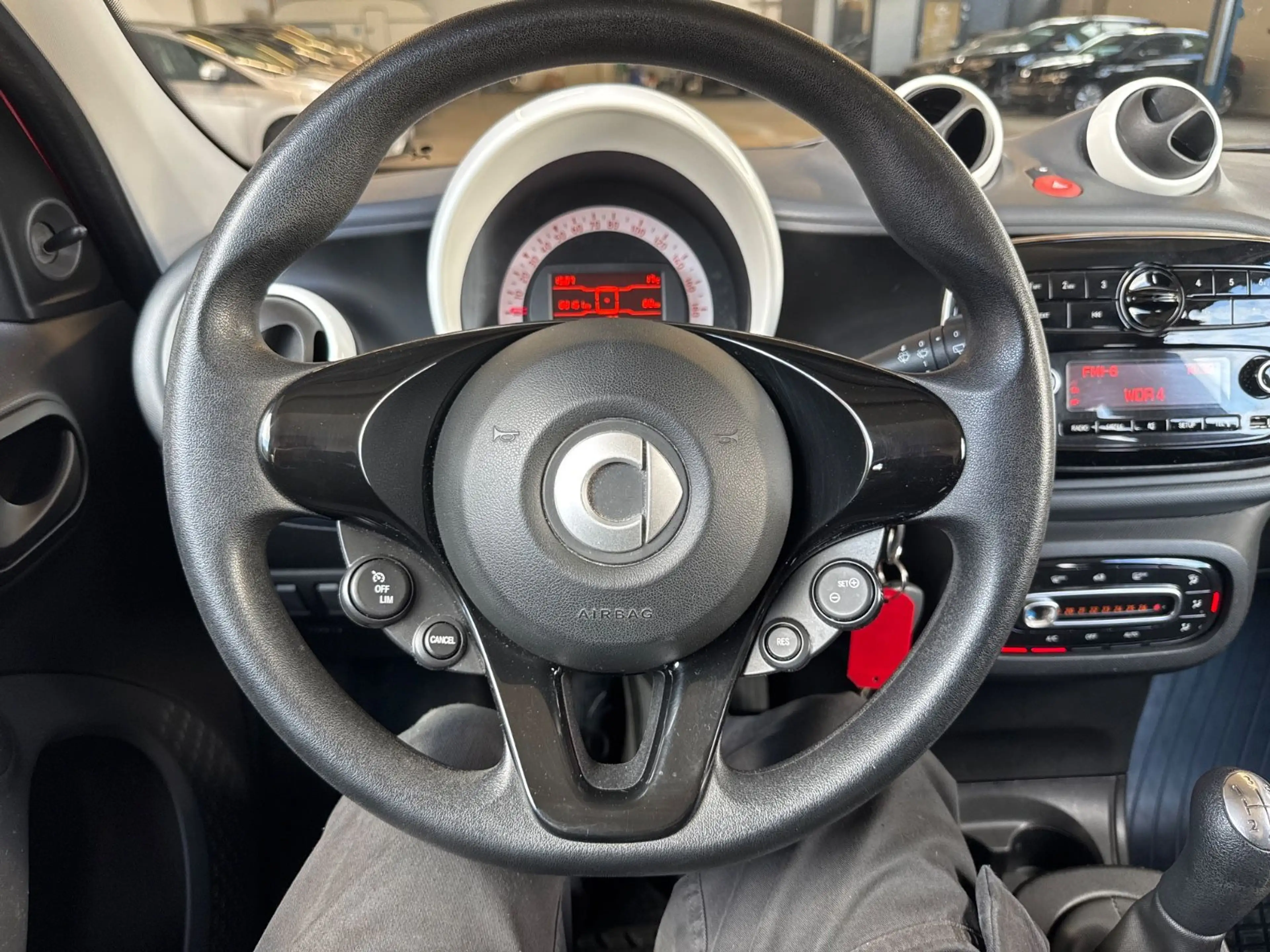 smart forFour forfour-1,0-Klima-PDC-1 Hand-Tüv neu — photo 11