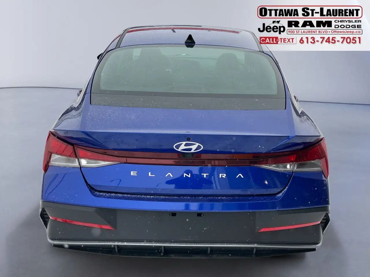 Hyundai ELANTRA снимка Hyundai ELANTRA