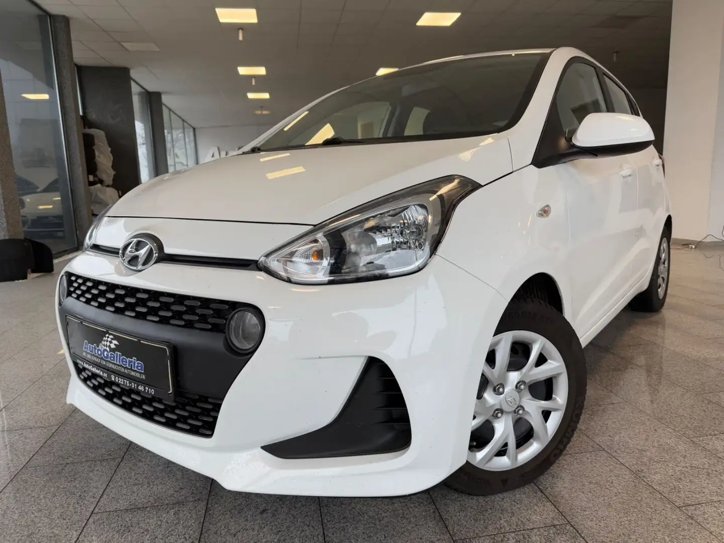 Hyundai i10 Trend Tempomat Klimaanlage Sitzheizung Weiß - 1