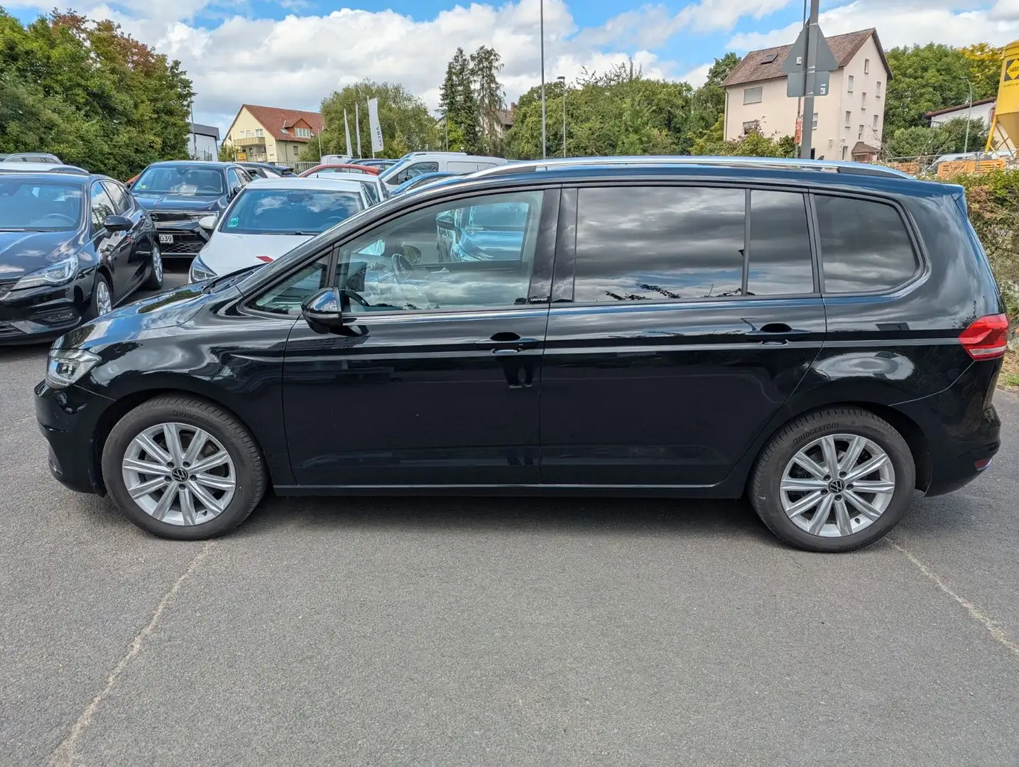 Volkswagen Touran United 7-Sitzer/Navi/Rkam/LED/Totwinkel Schwarz - 2