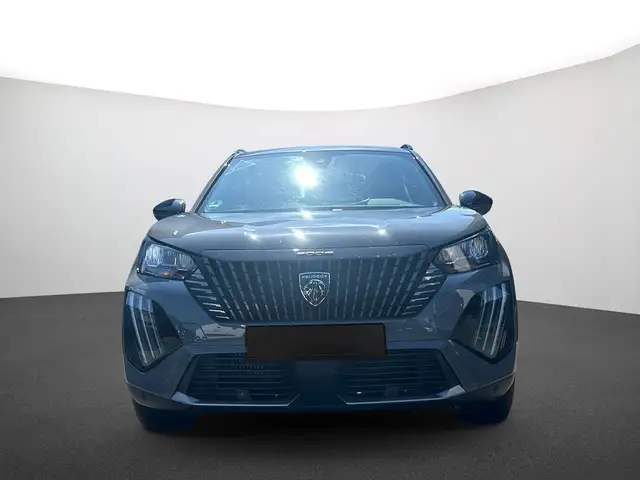 Peugeot 2008 view 3