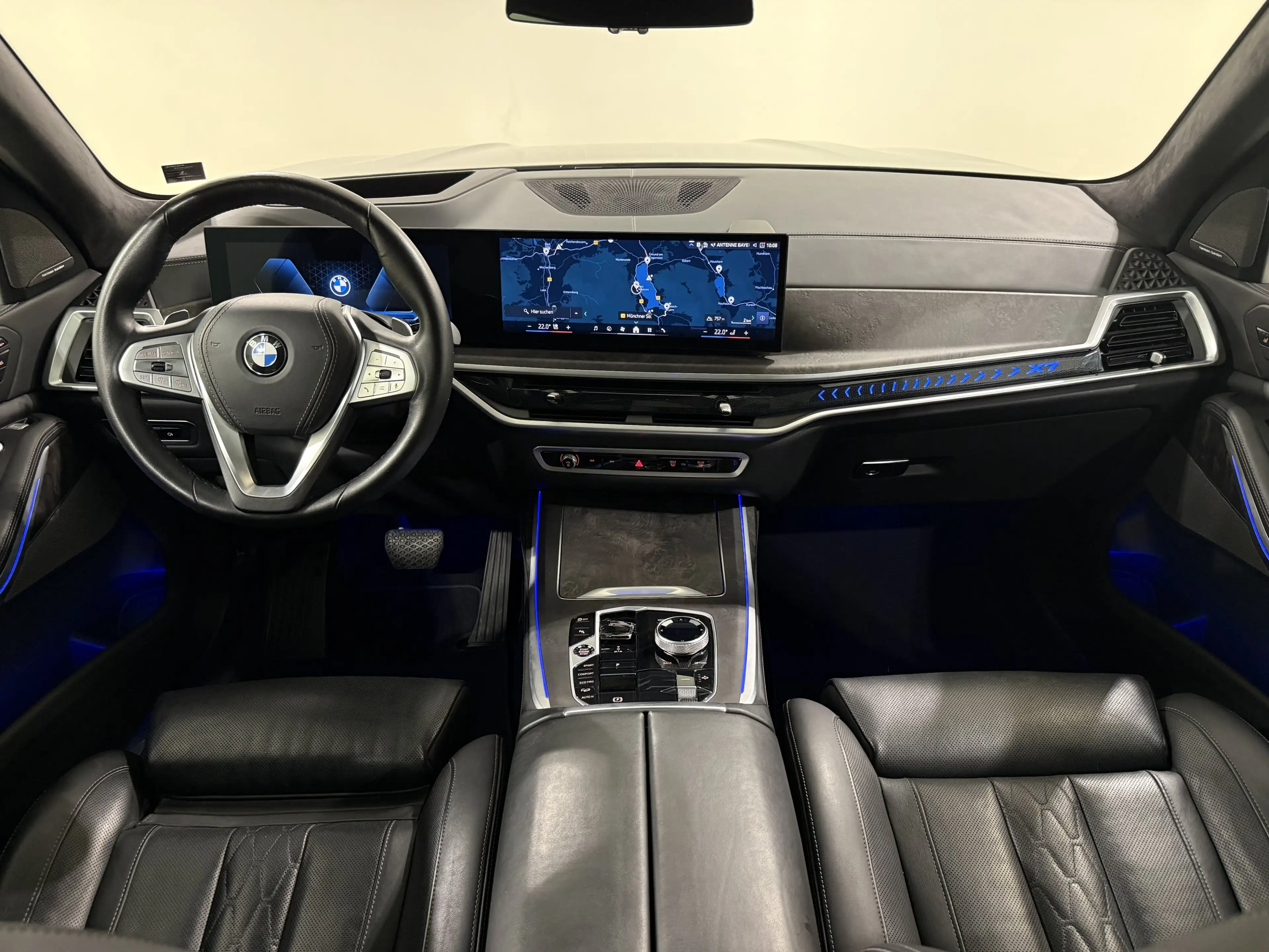 BMW X7 xDrive40d Standhzg AHK ACC 360 HUD HK — photo 11