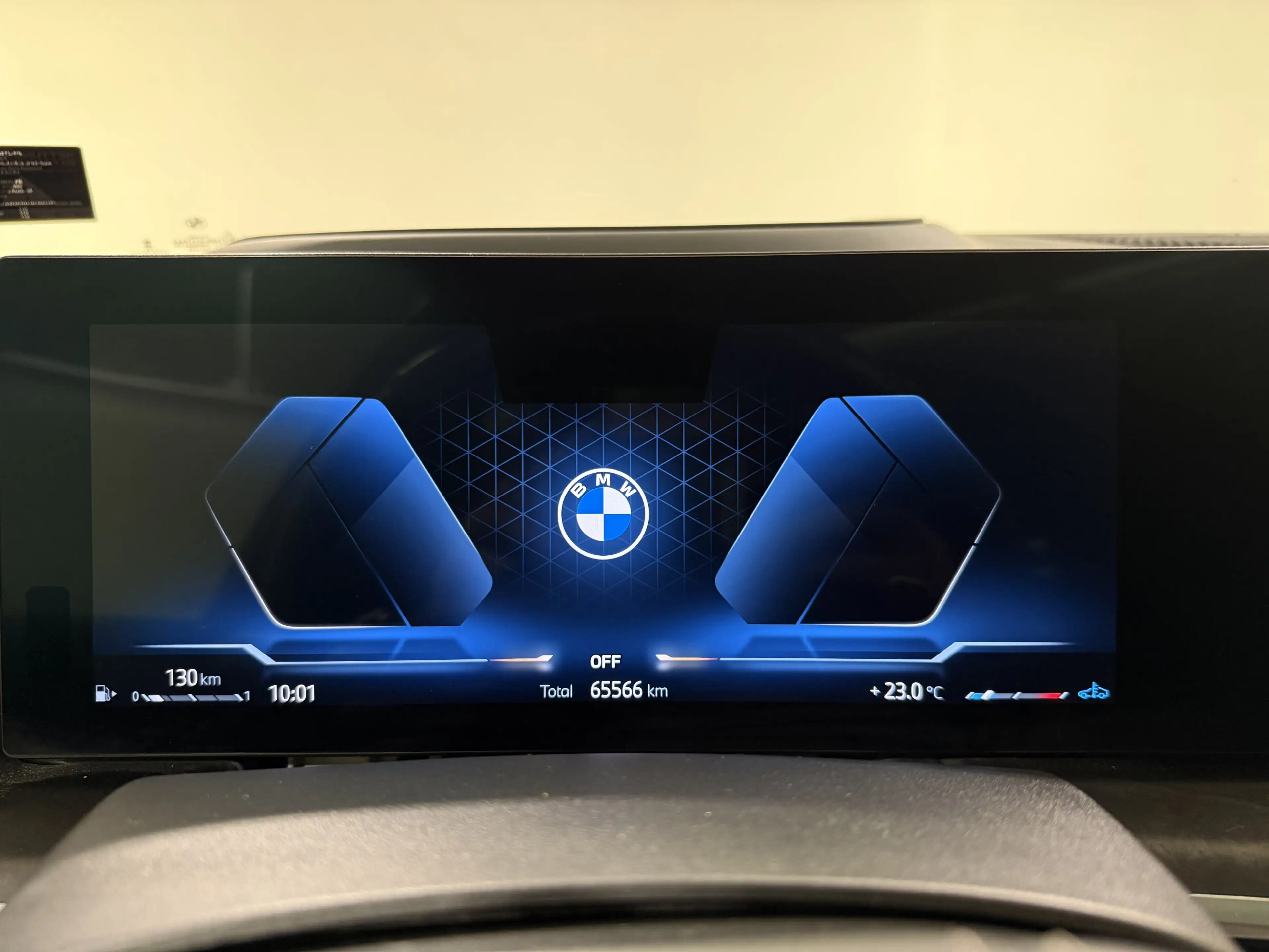 BMW X7 xDrive40d Standhzg AHK ACC 360 HUD HK — photo 12