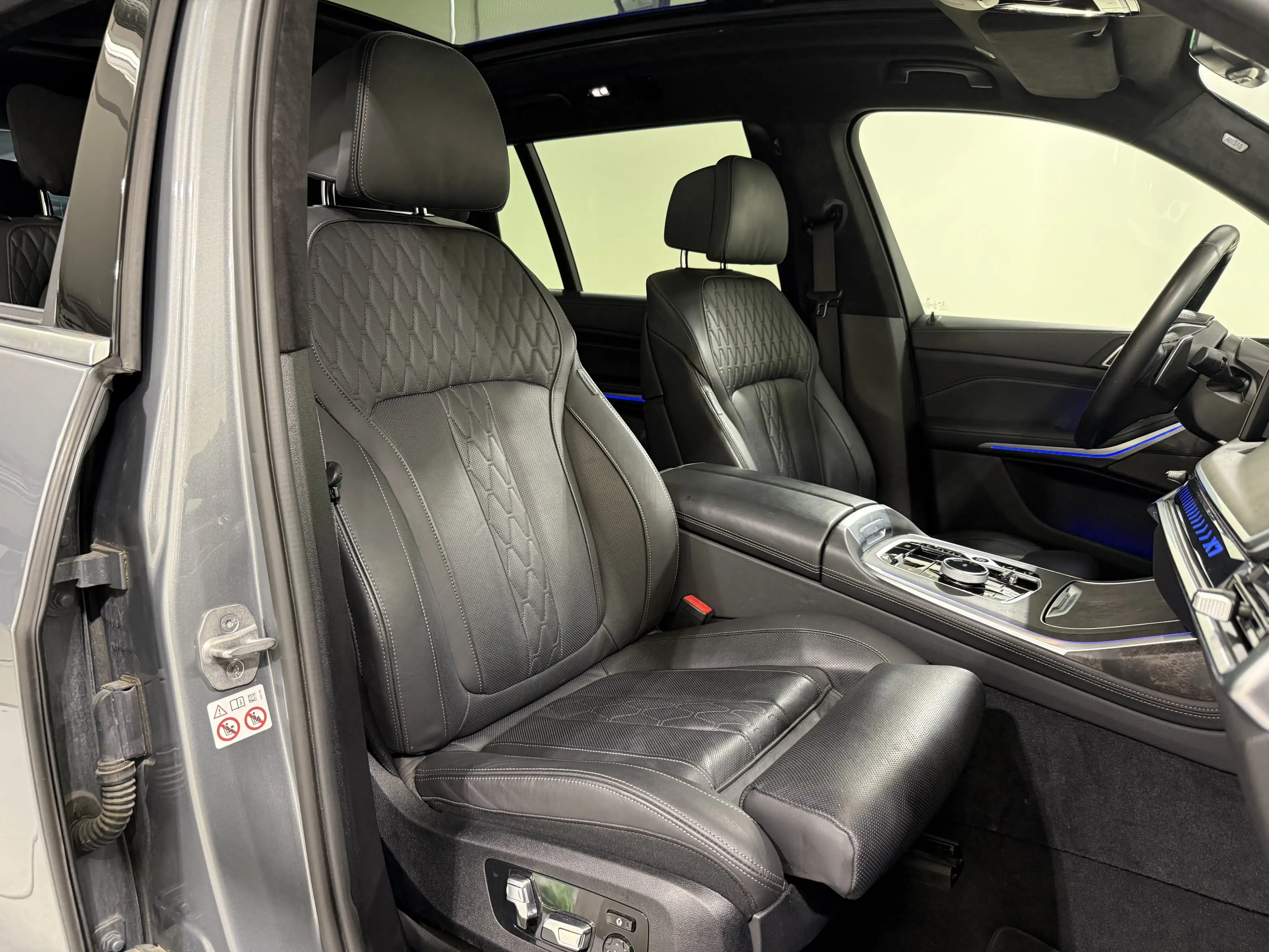 BMW X7 xDrive40d Standhzg AHK ACC 360 HUD HK — photo 15
