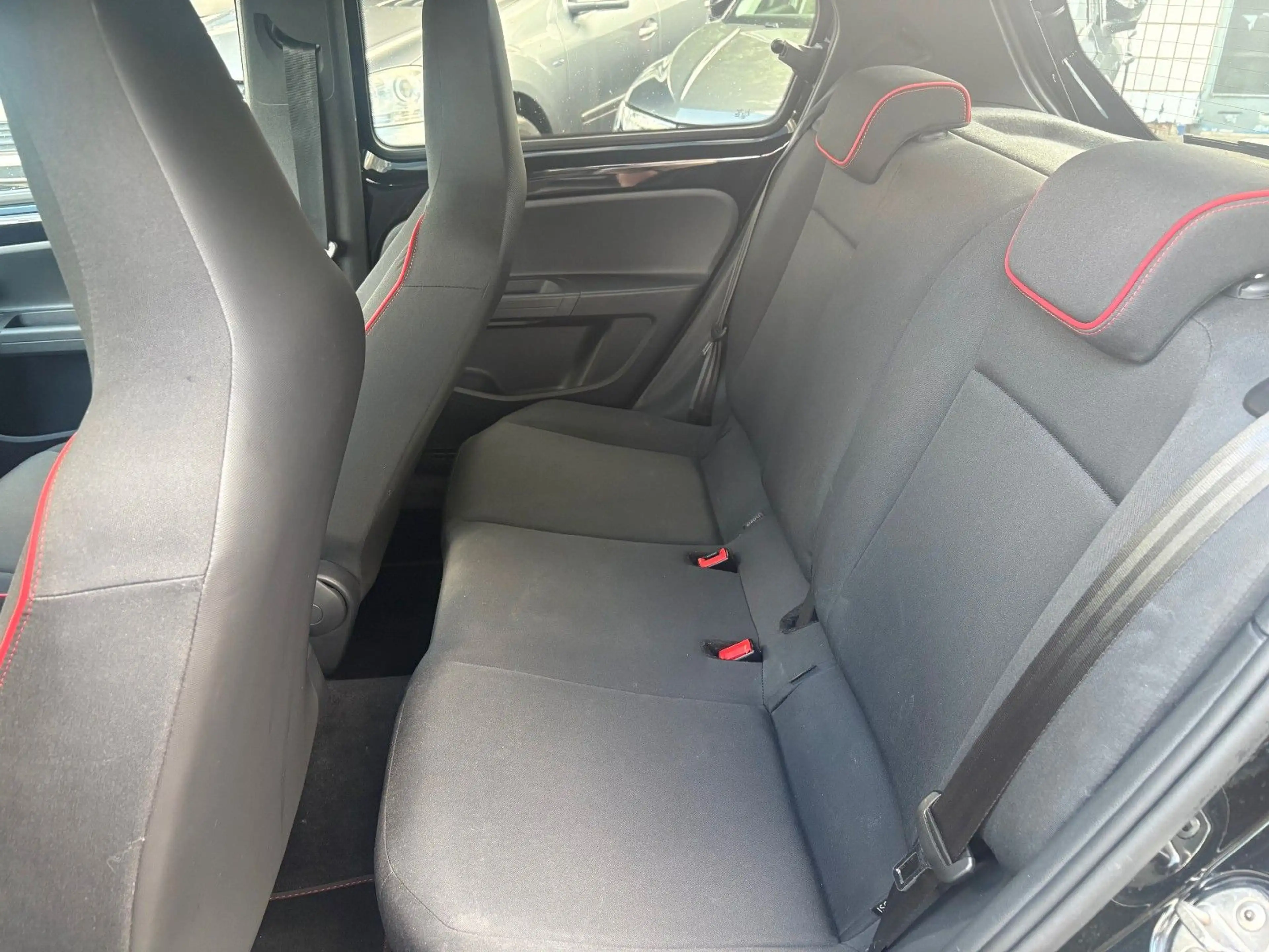 SEAT Mii FR-Line **KLIMA**SITZHZG.**5 TÜREN**... — photo 14