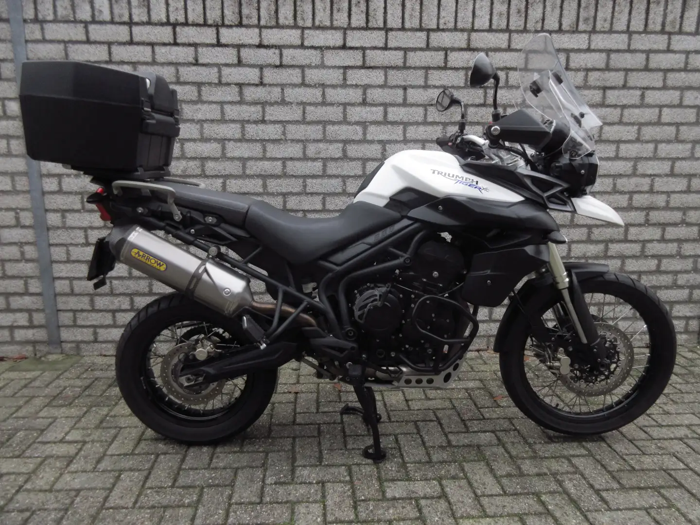 Triumph Tiger 800 XC Wit - 2