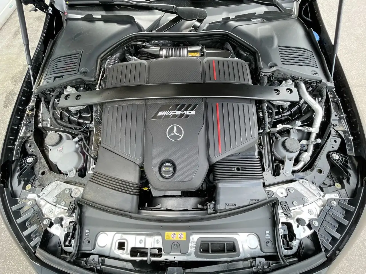 Mercedes-Benz CLE снимка Mercedes-Benz CLE