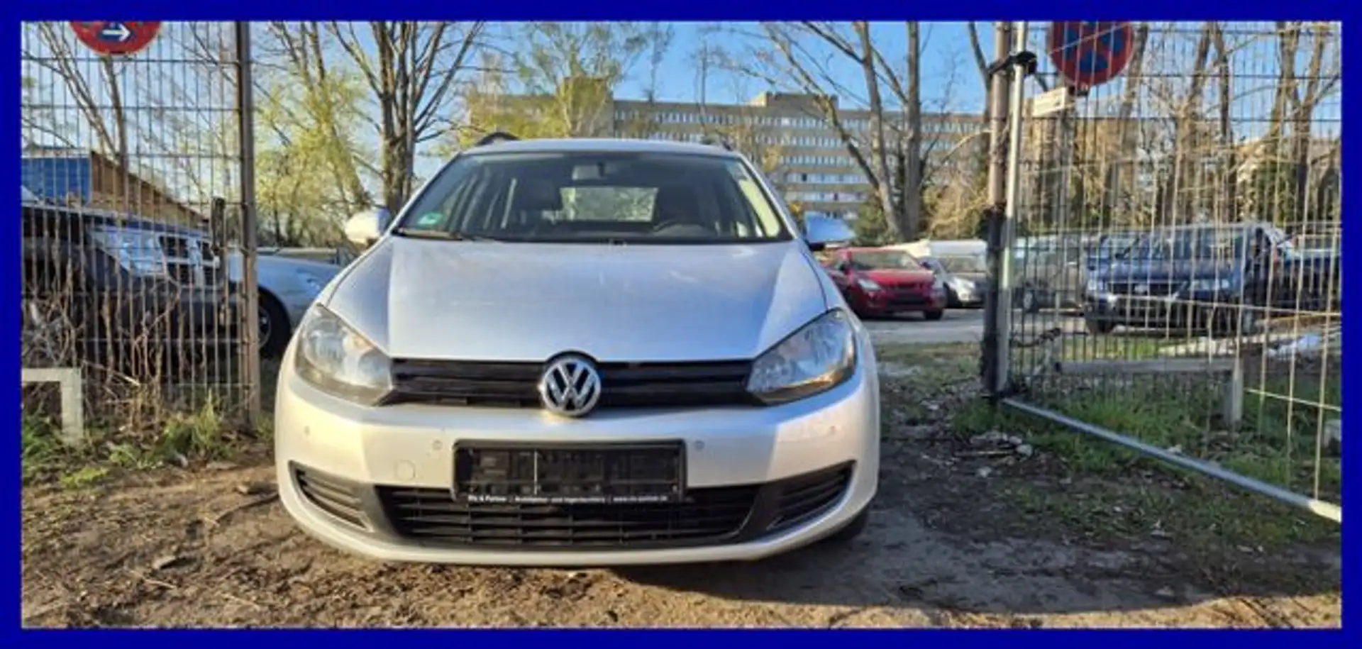Volkswagen Golf Variant VI Trendl. PDC V+H Klimaaut.HU:9-26 Silver - 2