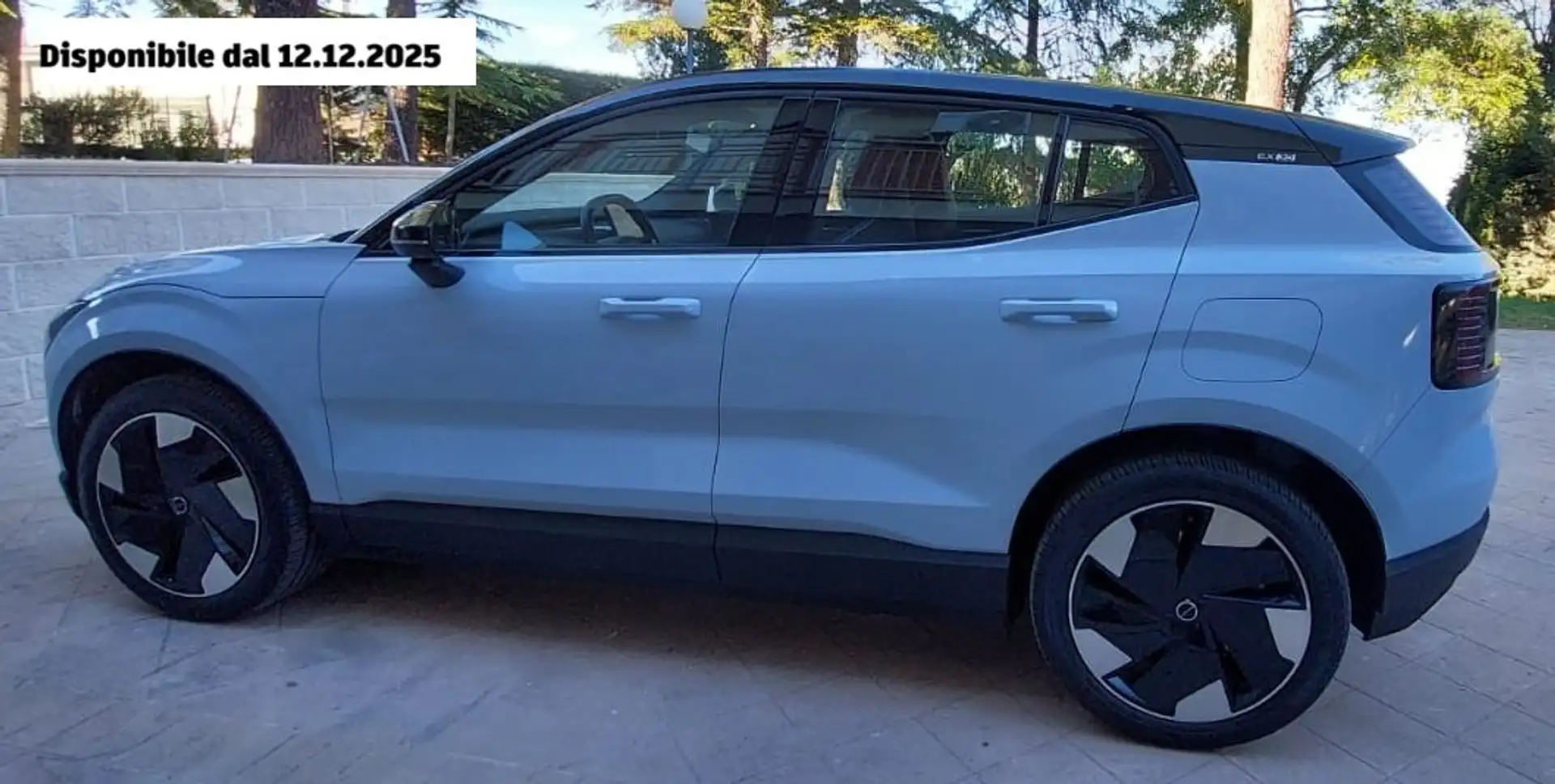 Volvo EX30 EX30 Single Motor Extended Range Plus rwd Blu/Azzurro - 1