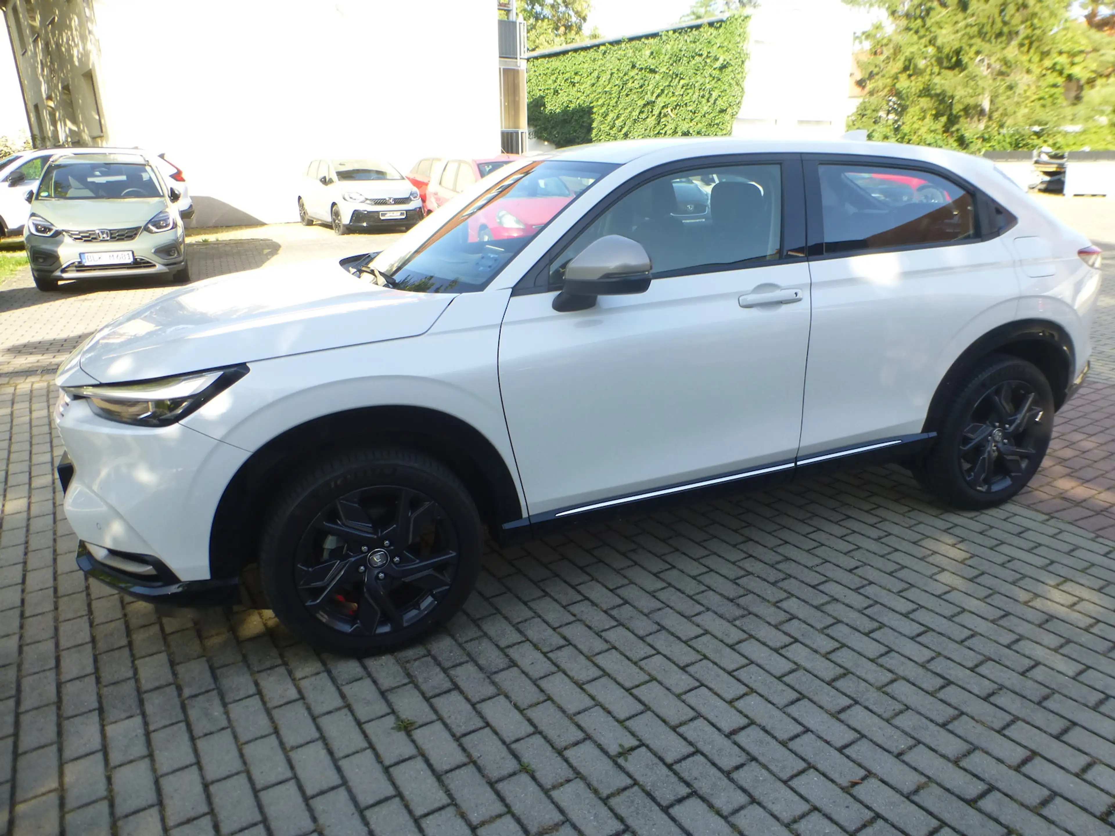 Honda HR-V e:HEV 1,5 i-MMD Hybrid Advance NAVI — photo 3