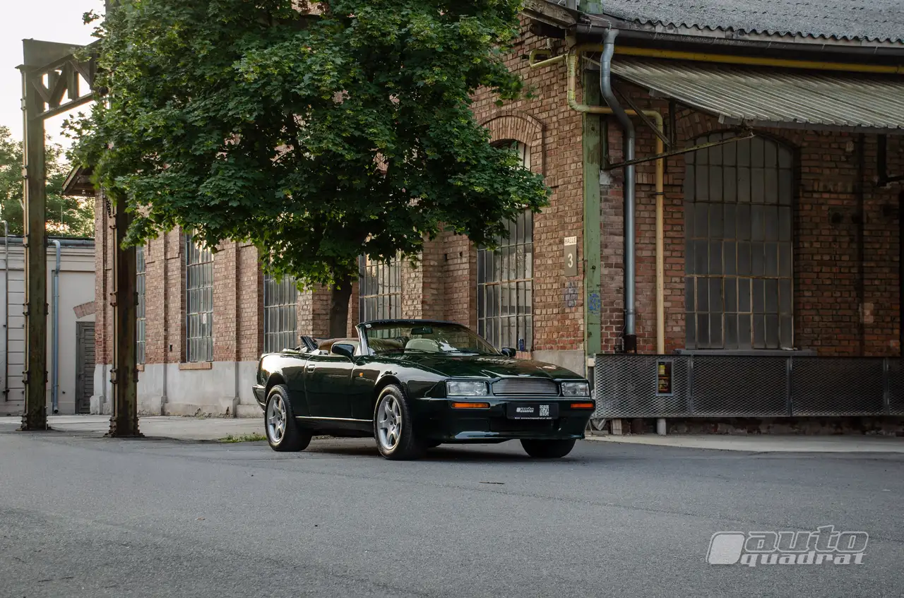 Aston Martin Virage Volante - LHD - Cabrio, foto 2