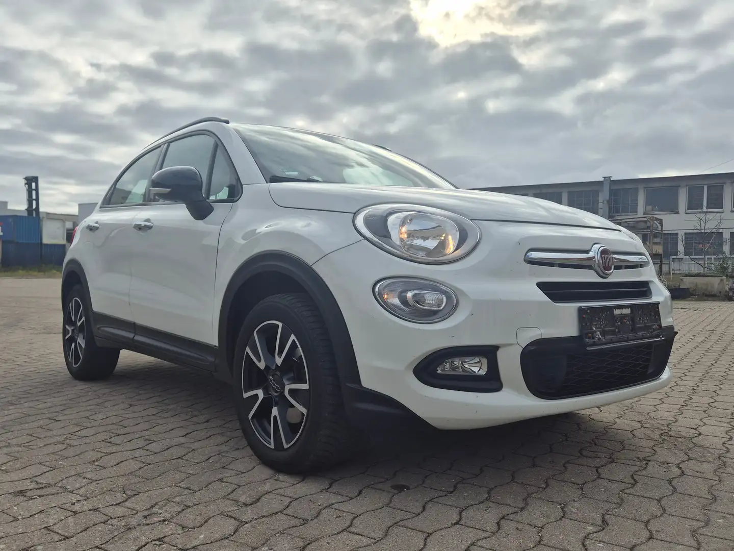 Fiat 500X 500X 1.6 E-torQ 4x2 S CITY LOOK Weiß - 2