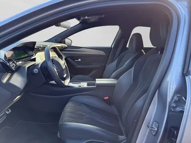 Peugeot 308 view 8
