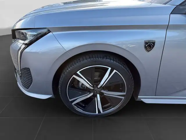 Peugeot 308 view 7