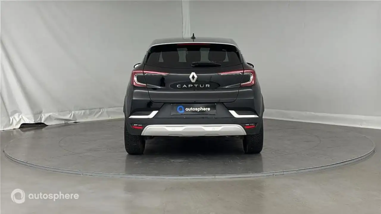 Renault Captur — photo 6