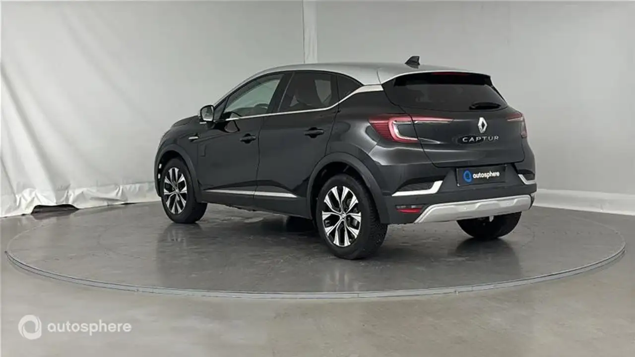 Renault Captur — photo 8