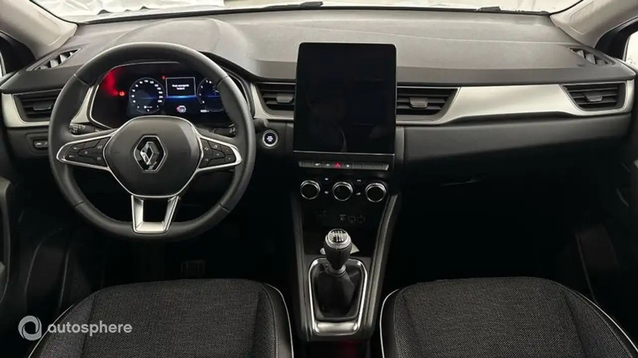 Renault Captur — photo 11