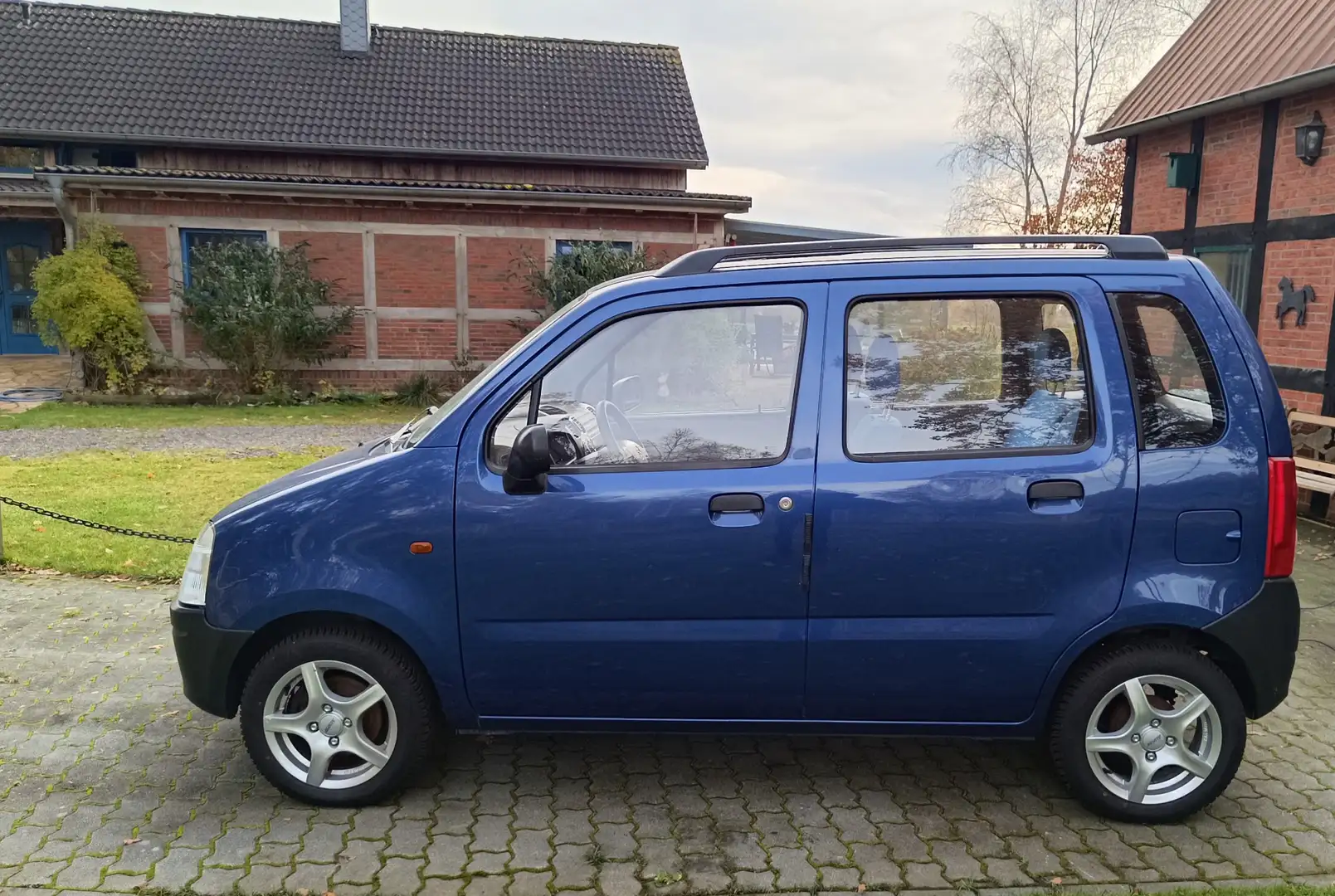 Opel Agila 1.0 12 V - 2