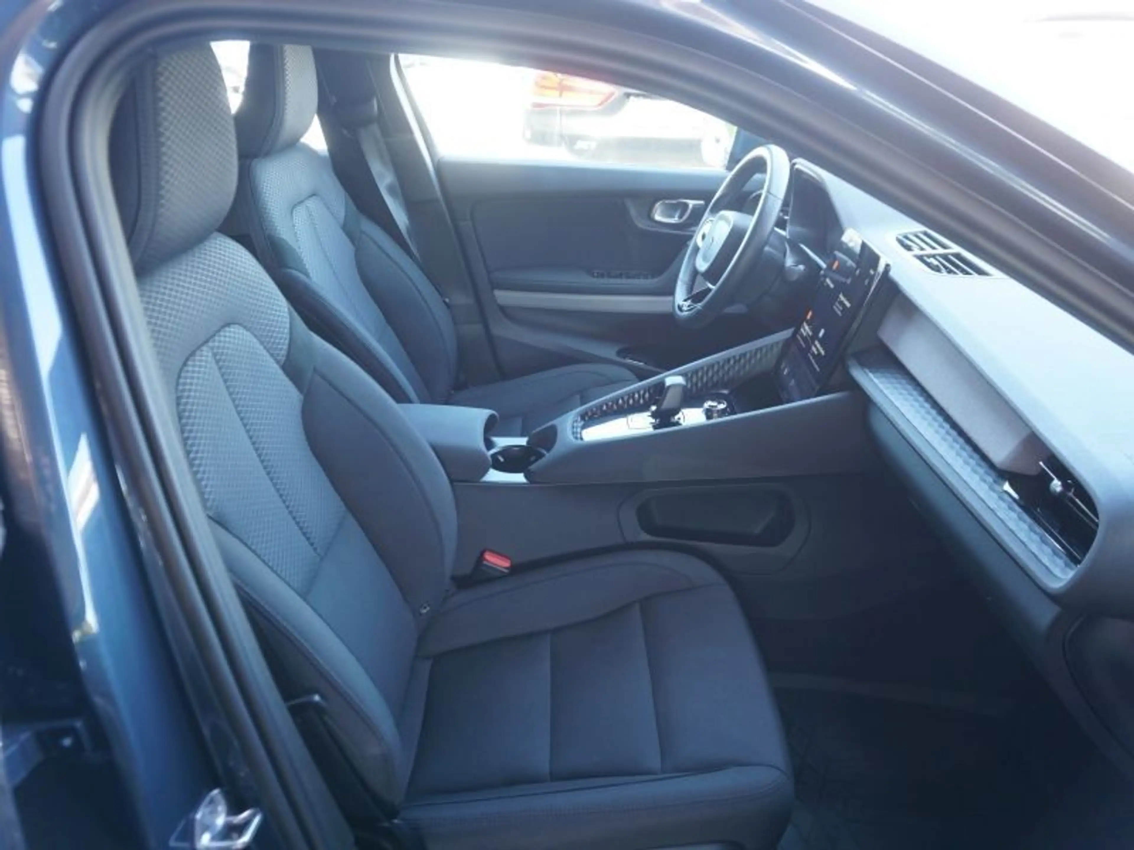 Polestar 2 Long Range 78kWh Dual Motor *ALLRAD+19"ALU+LED* — photo 10
