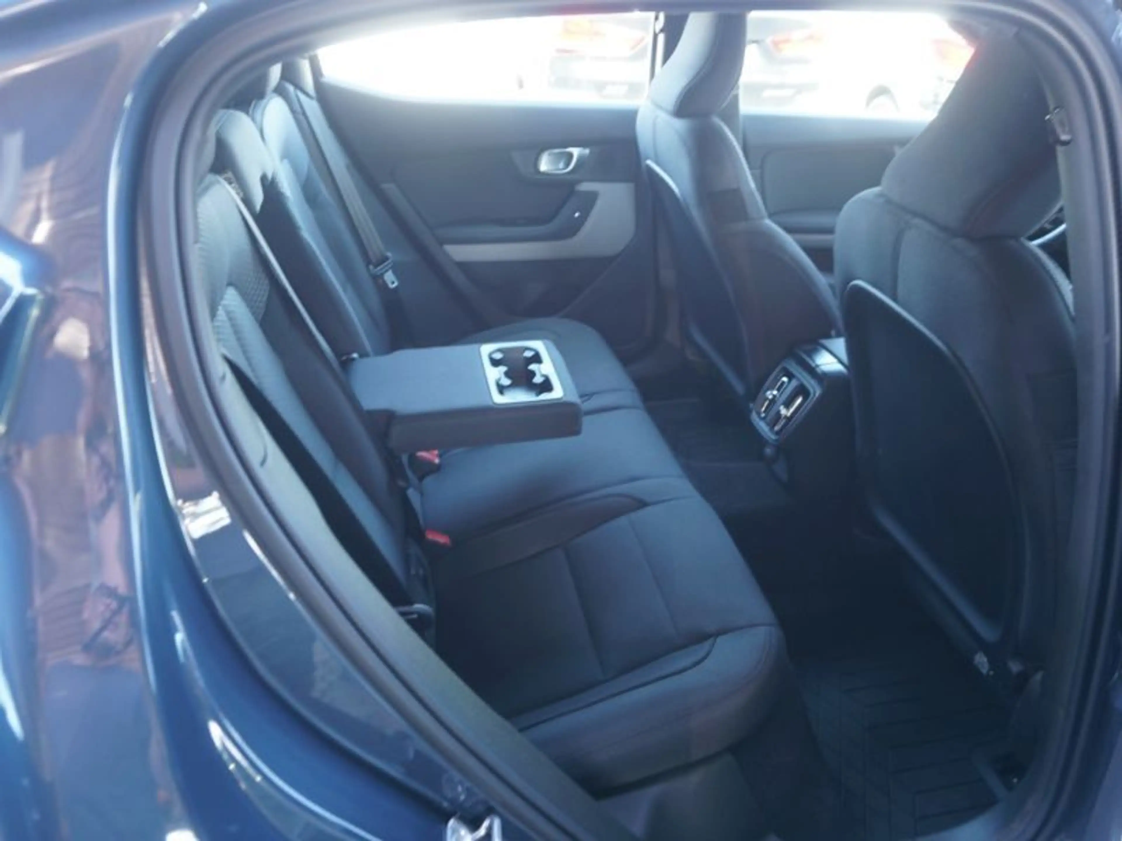 Polestar 2 Long Range 78kWh Dual Motor *ALLRAD+19"ALU+LED* — photo 13