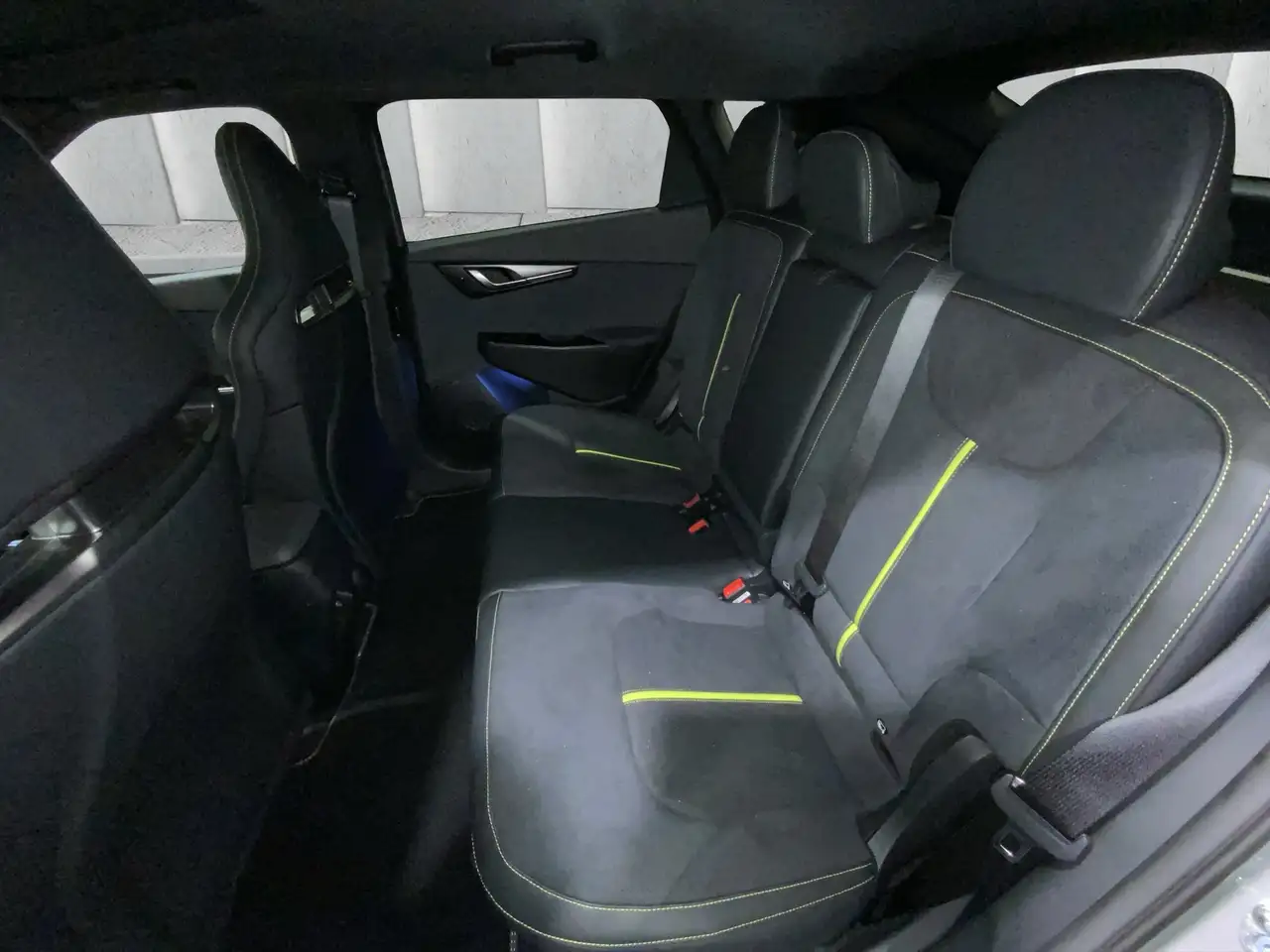 Kia EV6 GT 84 kWh 478 kW Allradantrieb Sports Utility Vehi 10